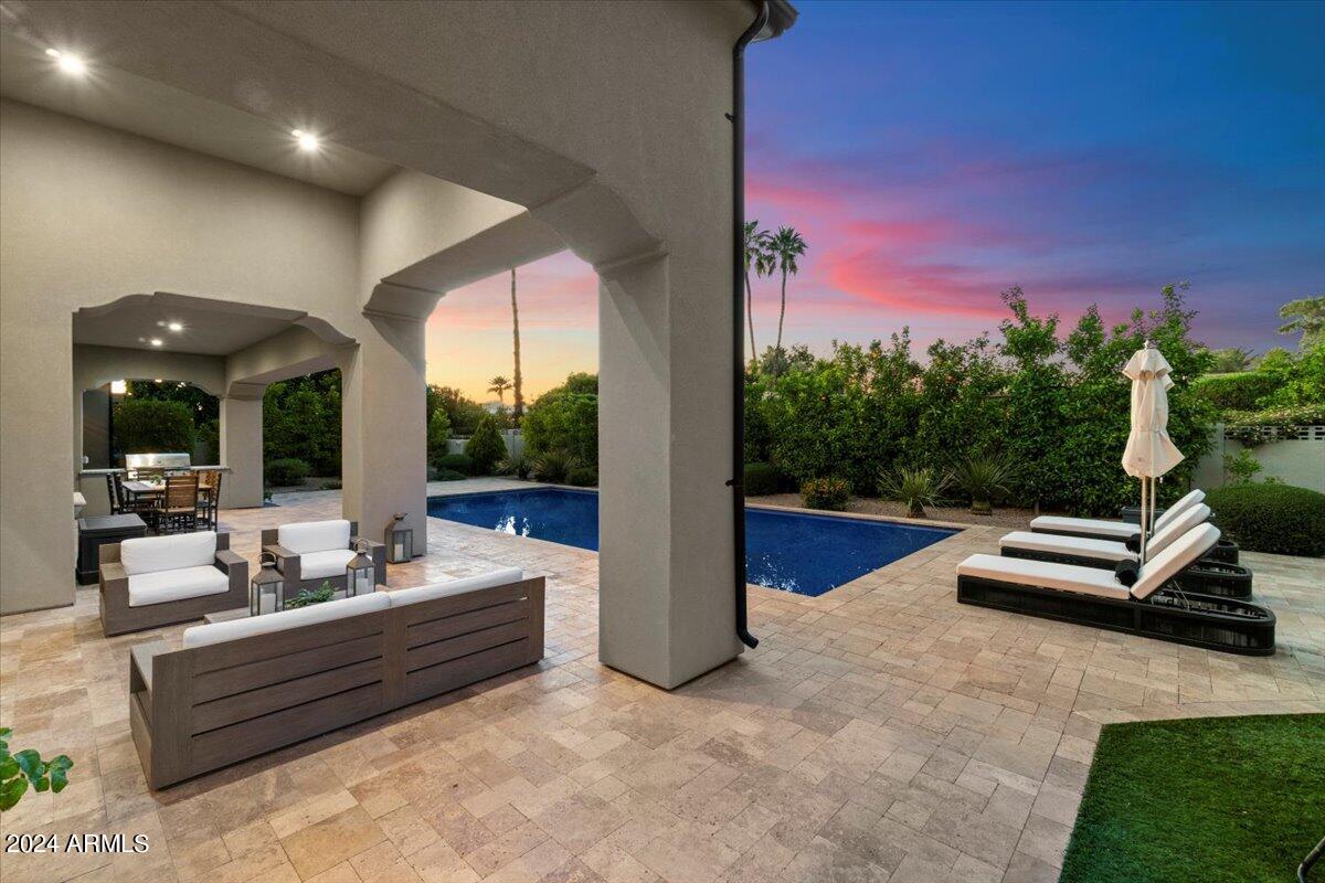 8102 E Del Joya Drive
