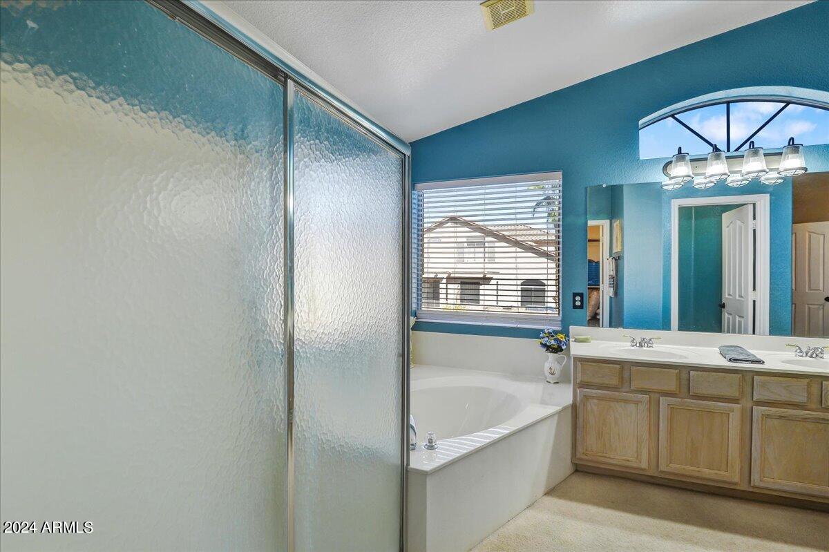 1018 E SILVERWOOD Drive