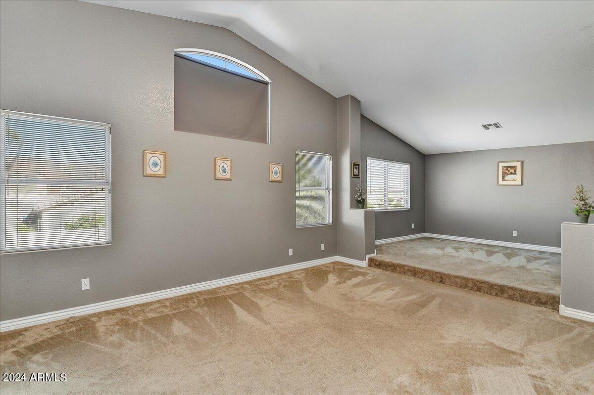 1018 E SILVERWOOD Drive