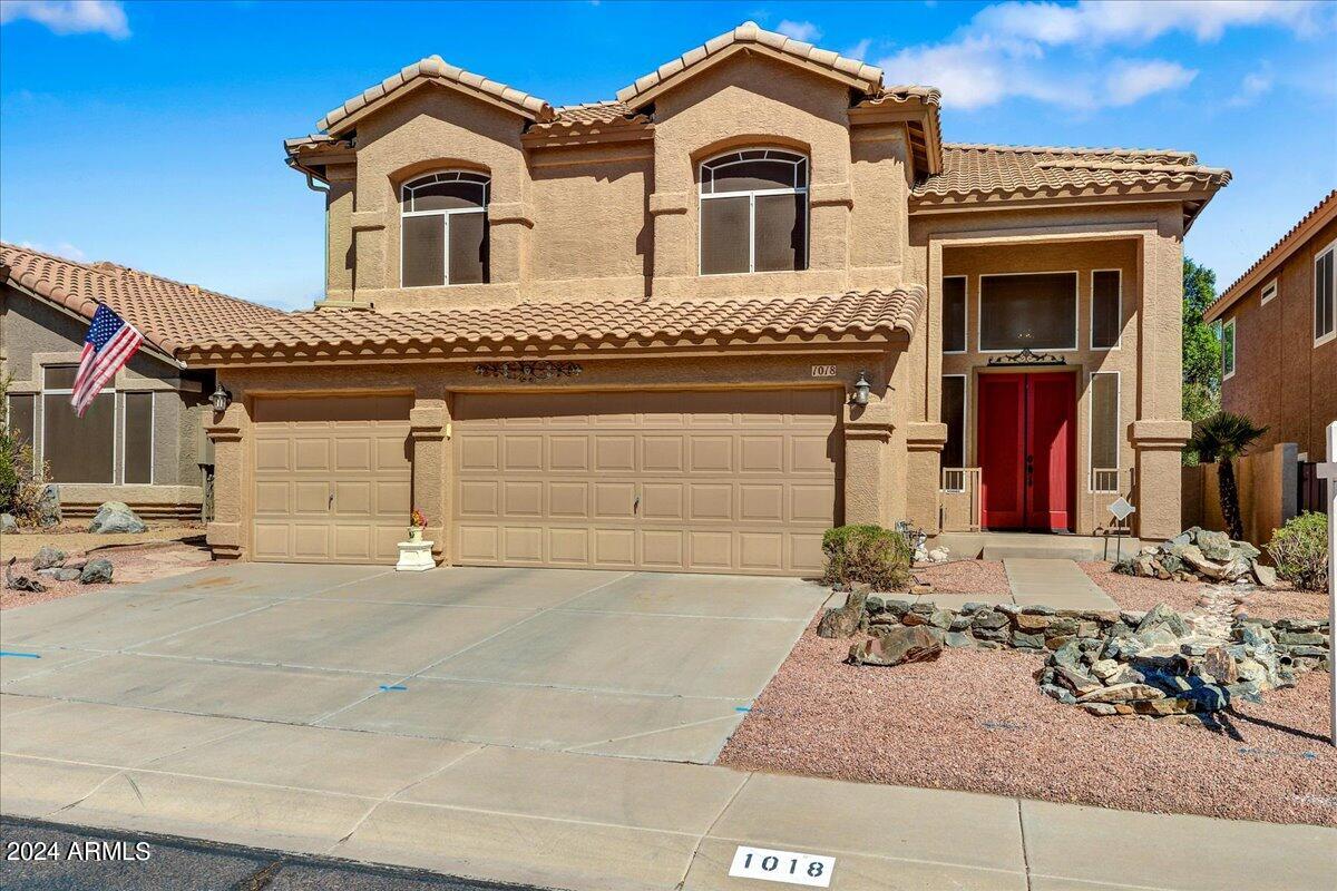 1018 E SILVERWOOD Drive