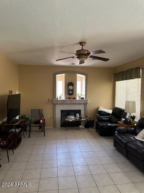 1018 E SILVERWOOD Drive