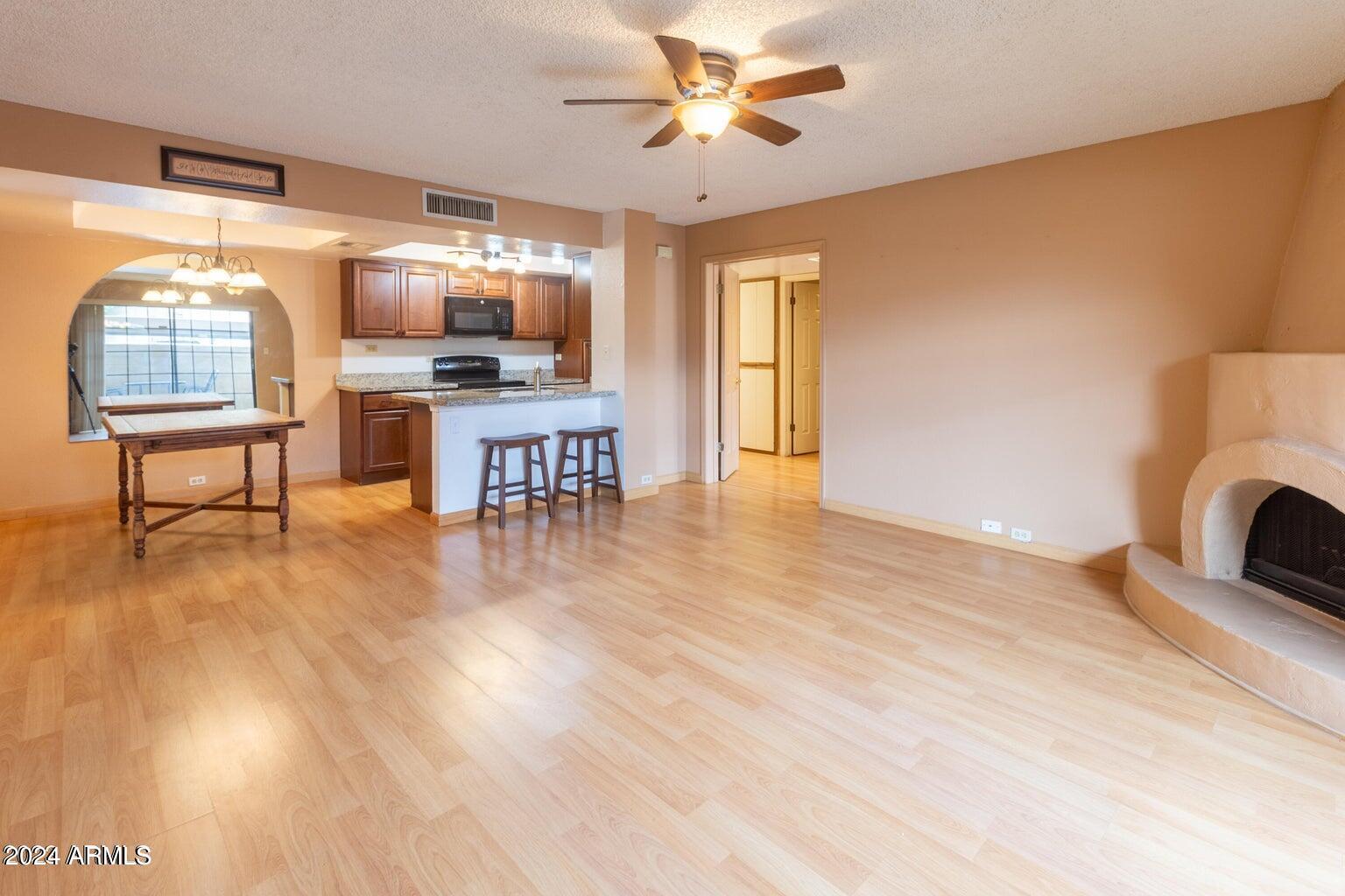 10410 N Cave Creek Road # 1016