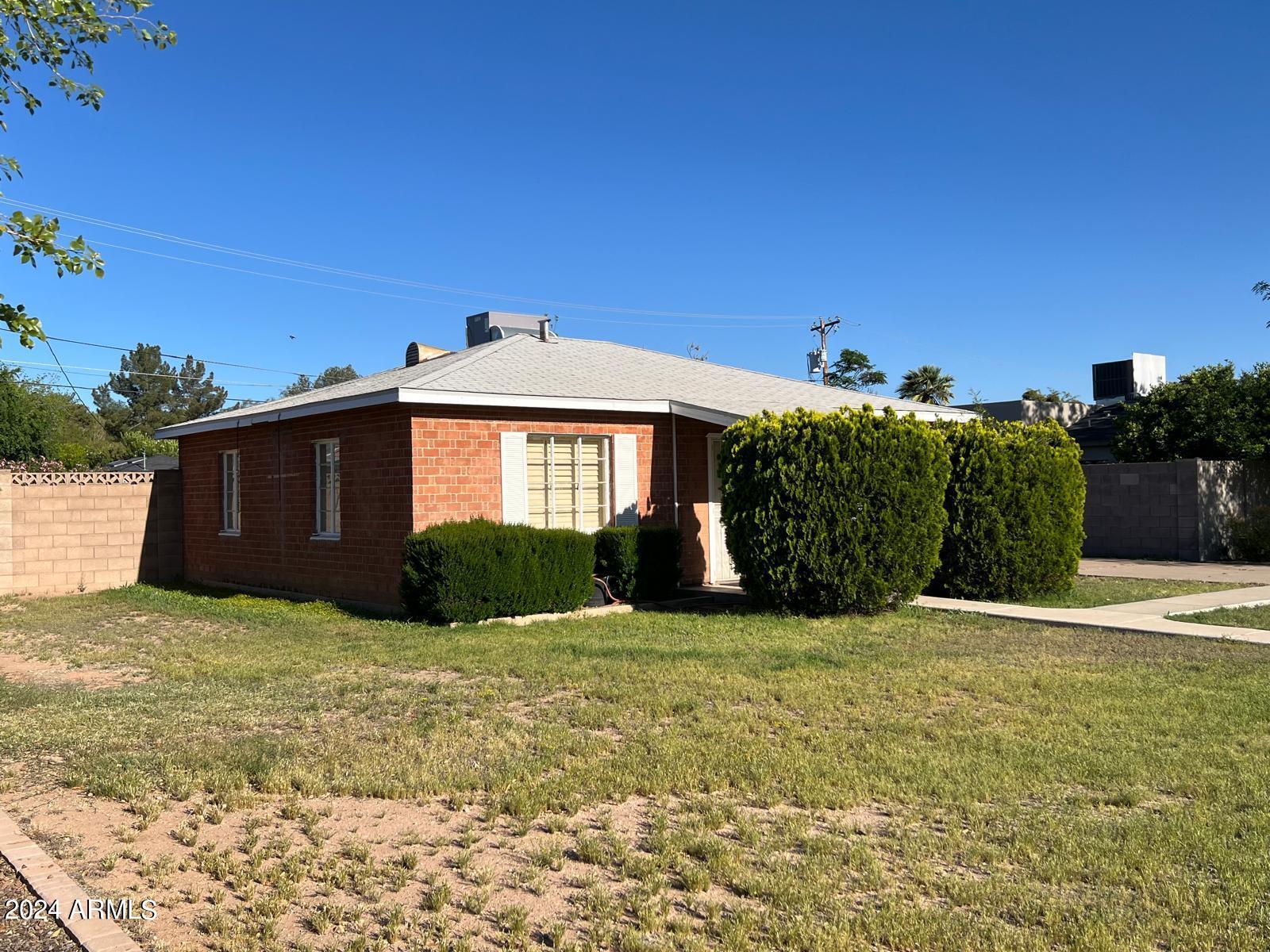 2939 N 25TH Place