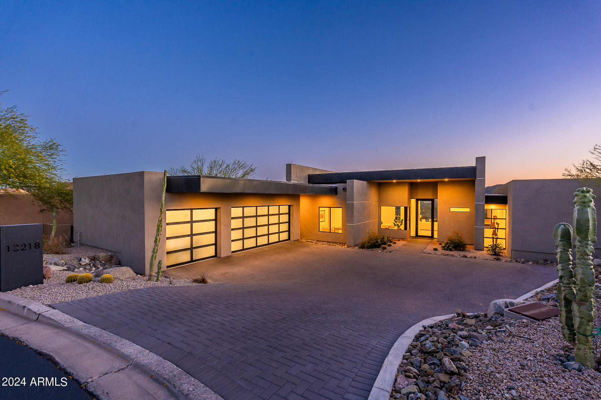 13218 N 17TH Place
