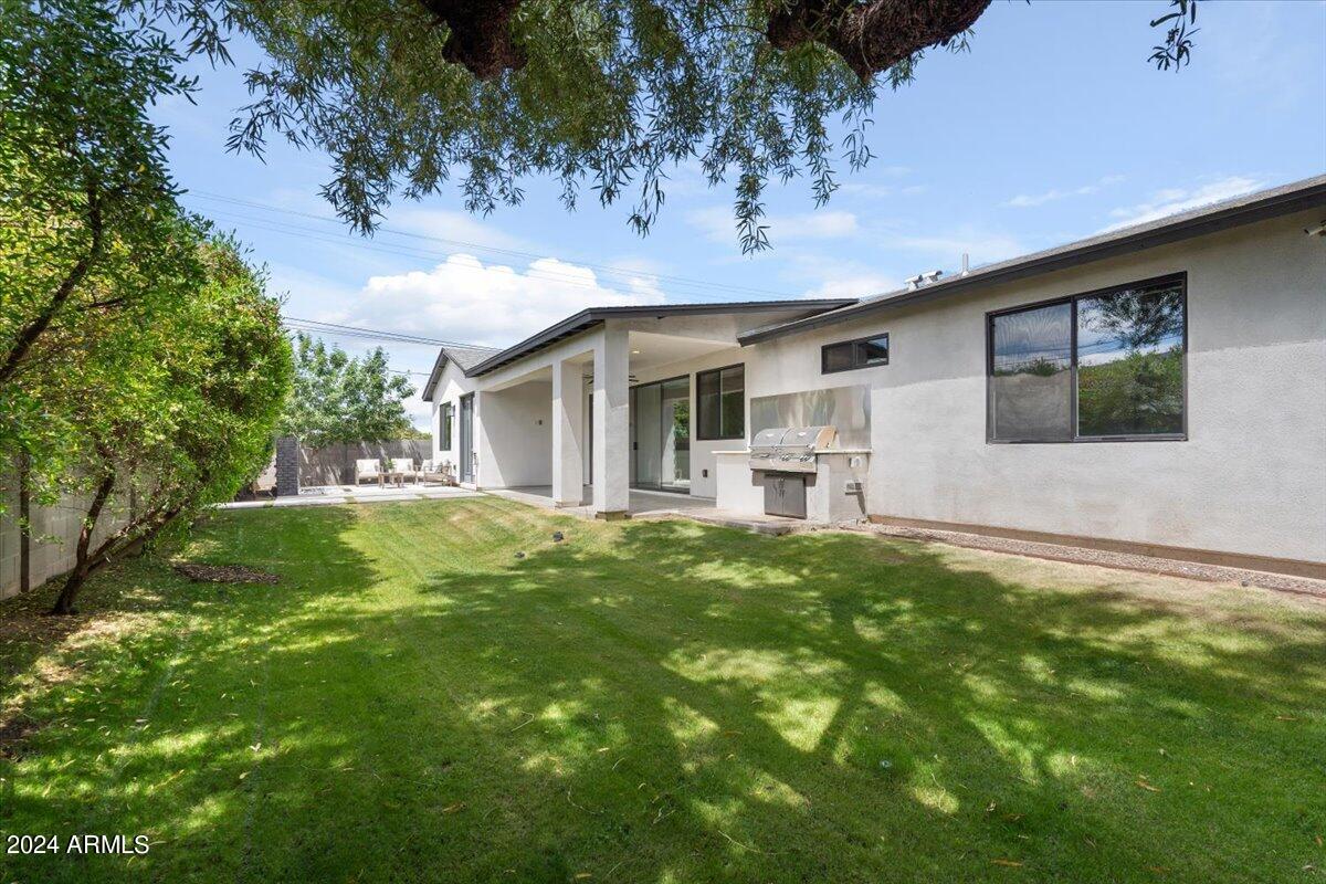3801 E HEATHERBRAE Drive
