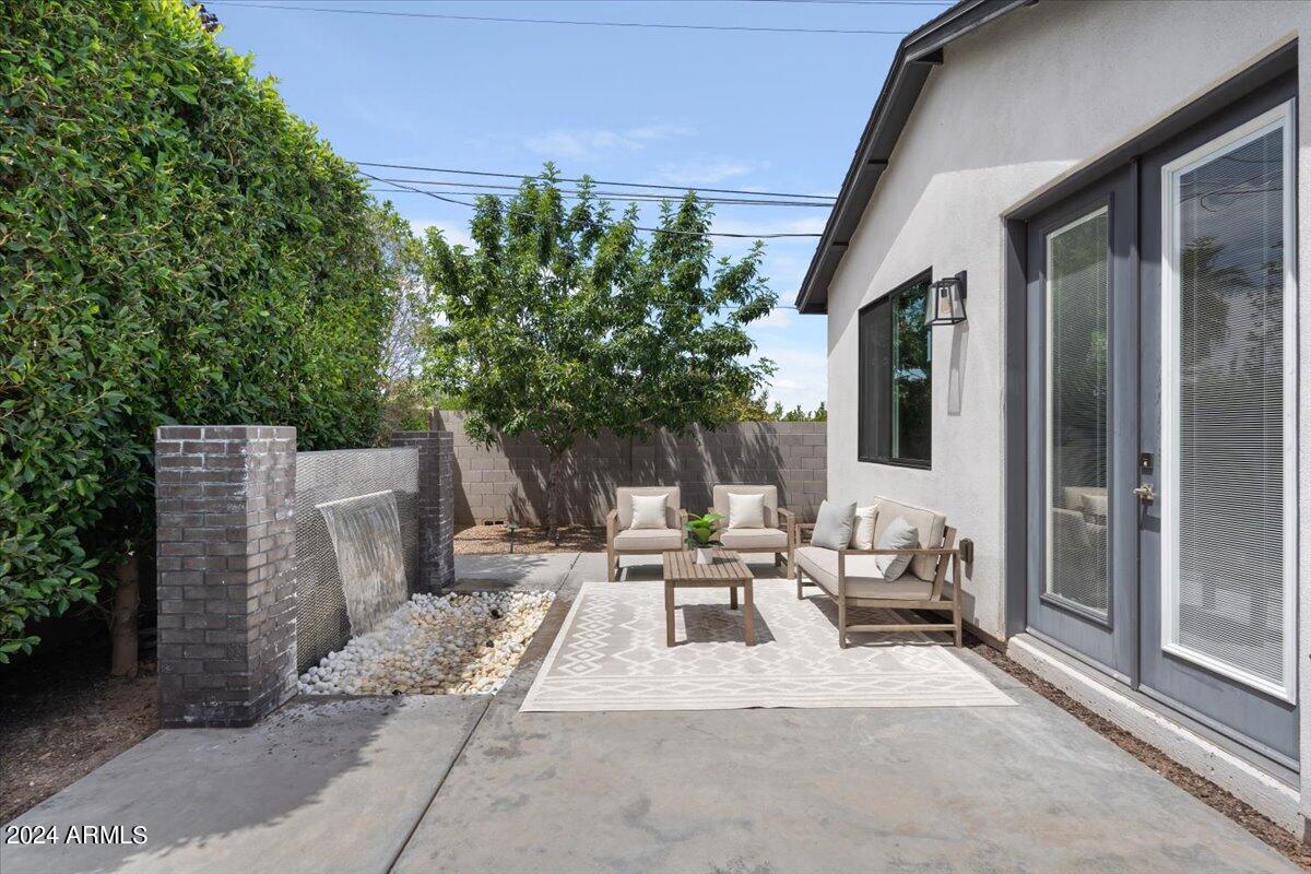3801 E HEATHERBRAE Drive