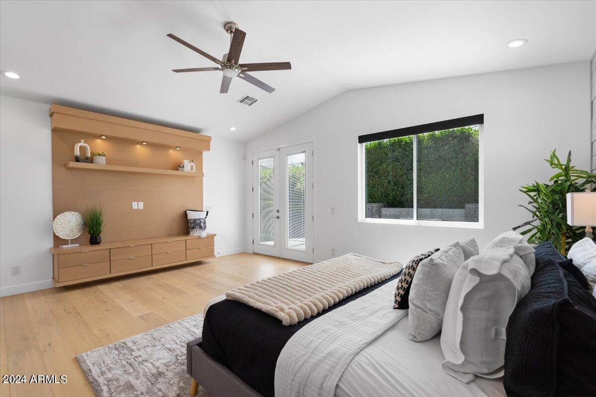 3801 E HEATHERBRAE Drive