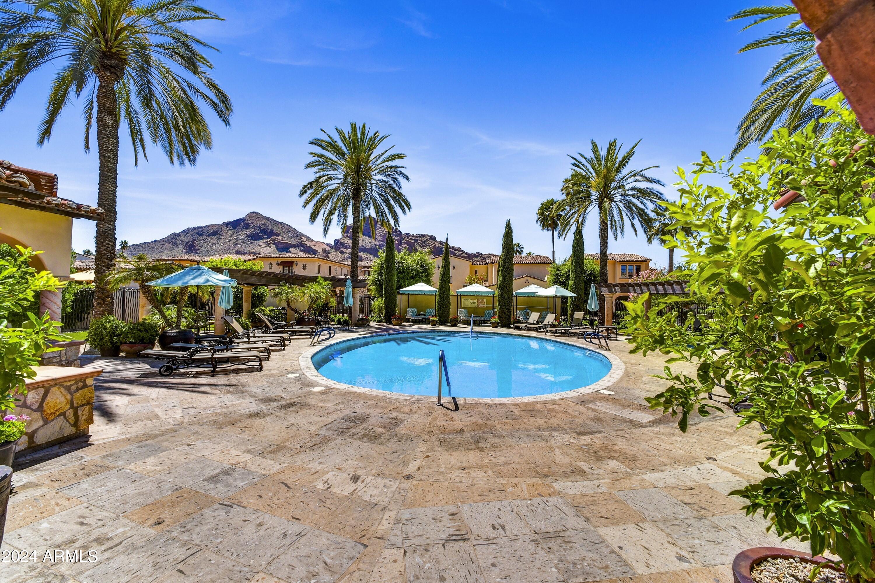 4949 E LINCOLN Drive # 13