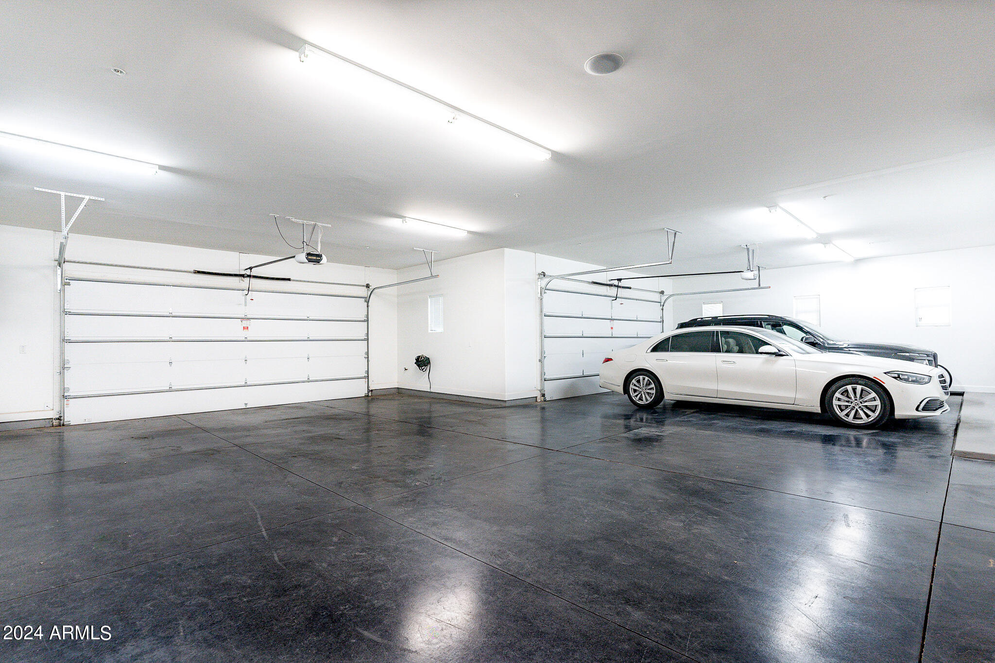 6105 E Cortez Drive