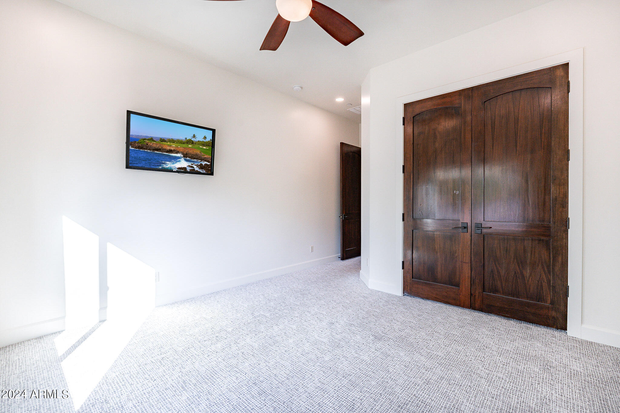 6105 E Cortez Drive