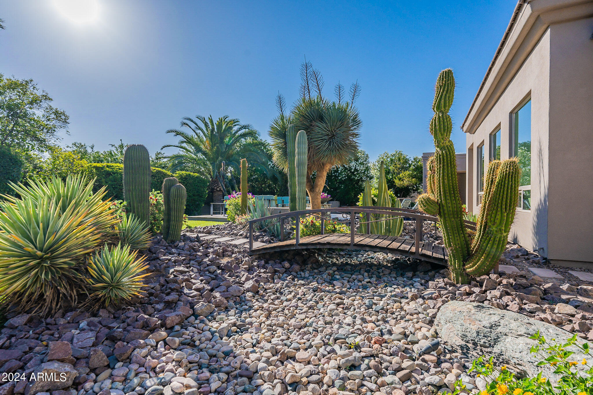 6105 E Cortez Drive