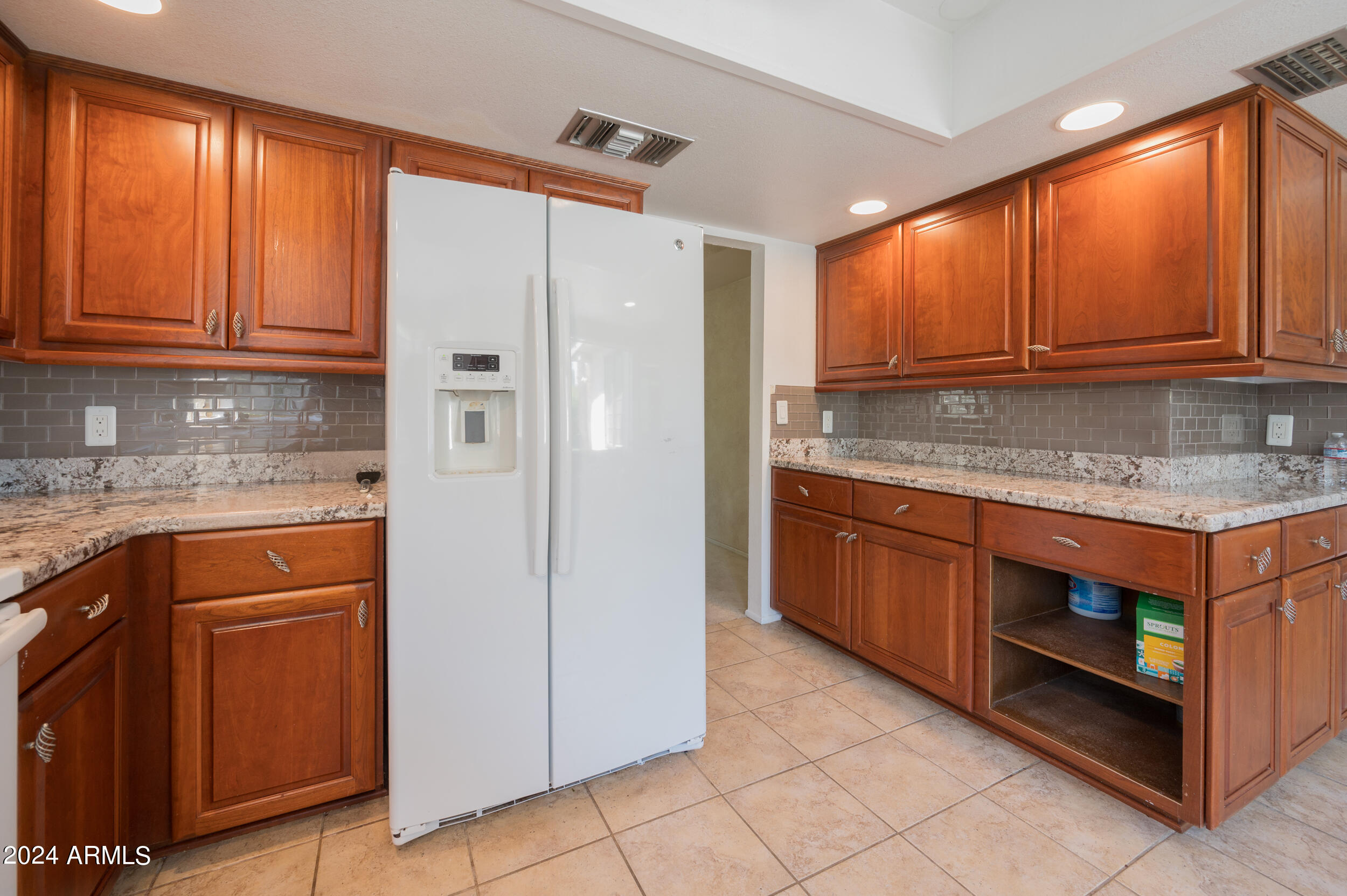 8650 E CLYDESDALE Trail