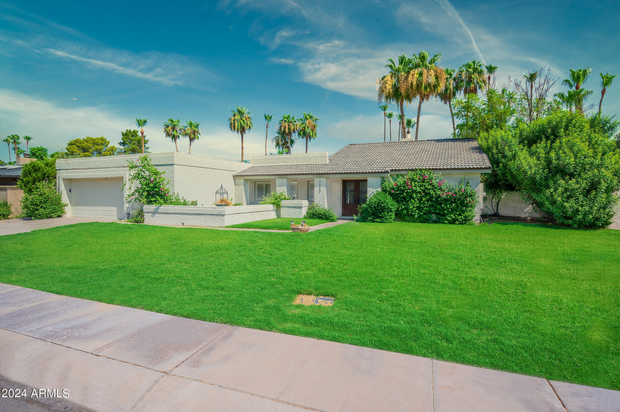 8650 E CLYDESDALE Trail