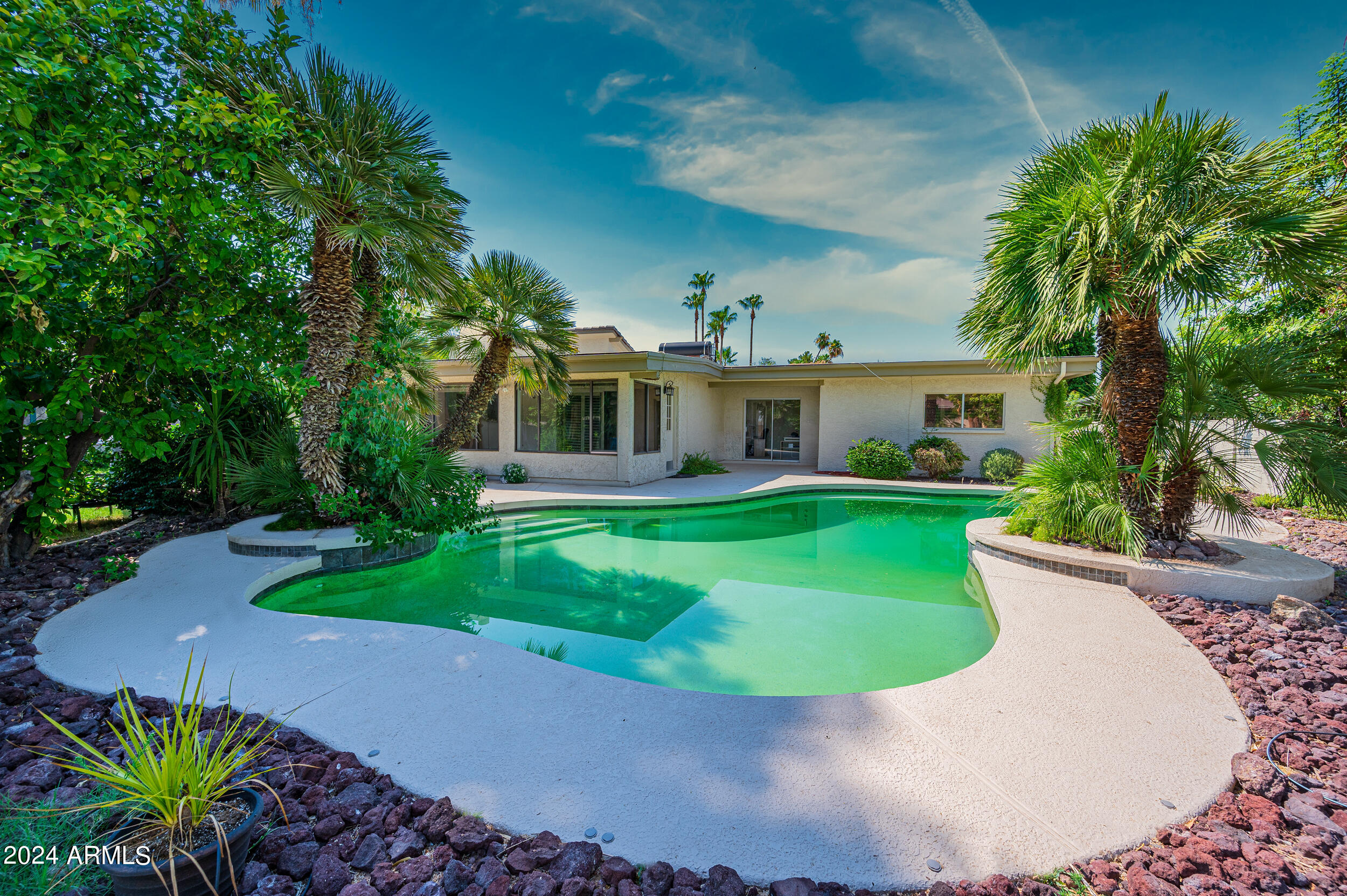 8650 E CLYDESDALE Trail