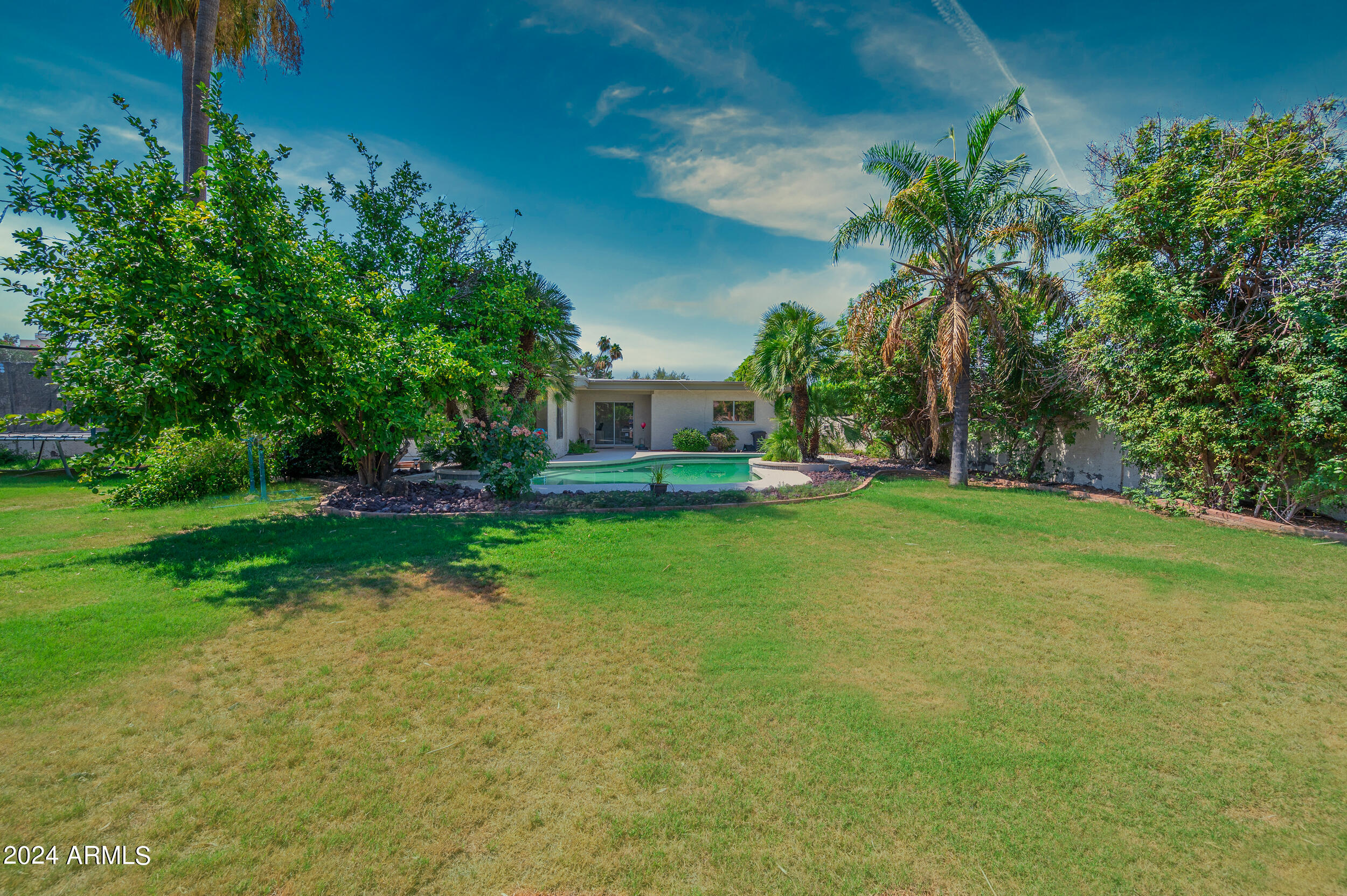 8650 E CLYDESDALE Trail