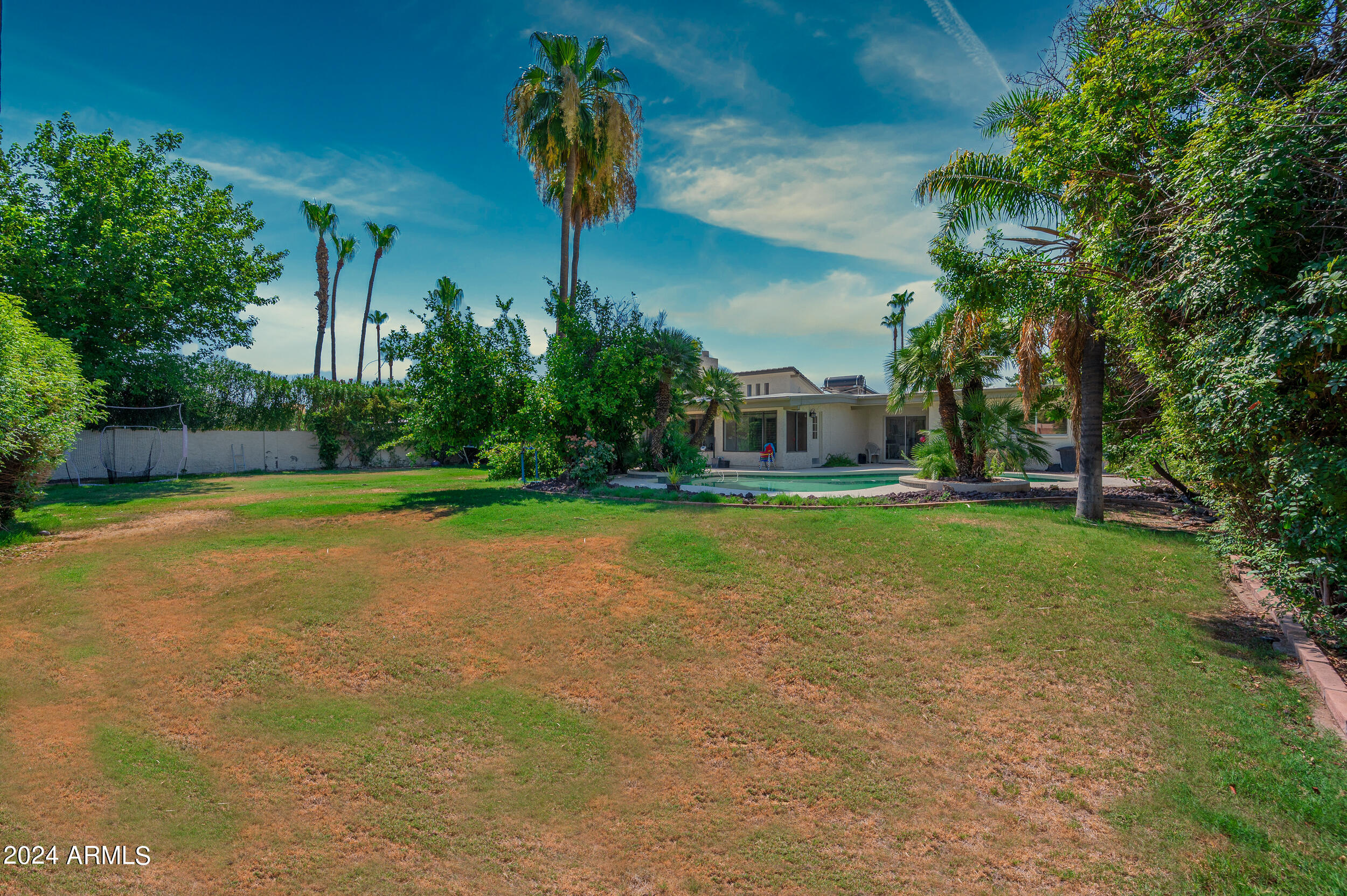 8650 E CLYDESDALE Trail