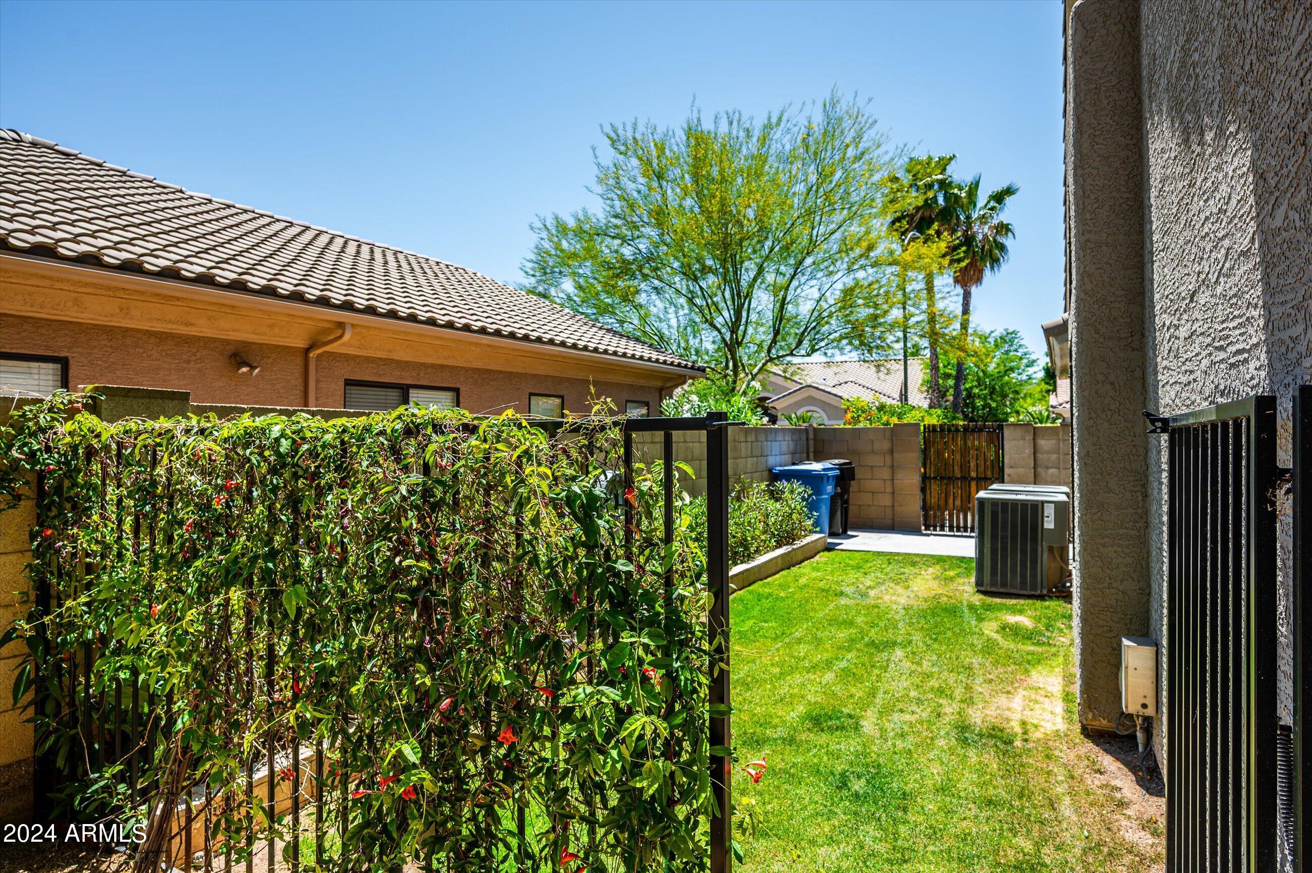 5434 E CANNON Drive