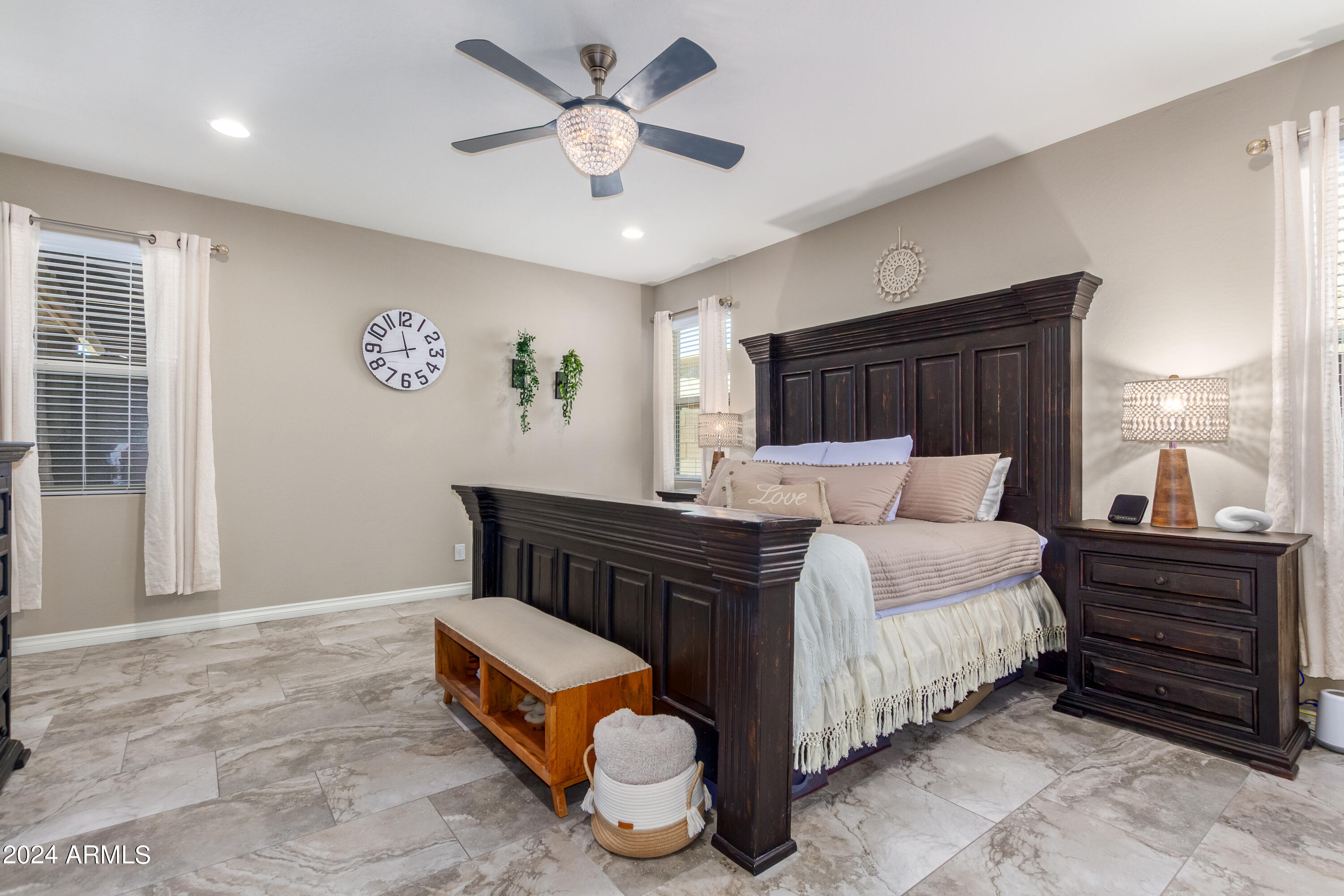 22281 E VIA DEL ORO --