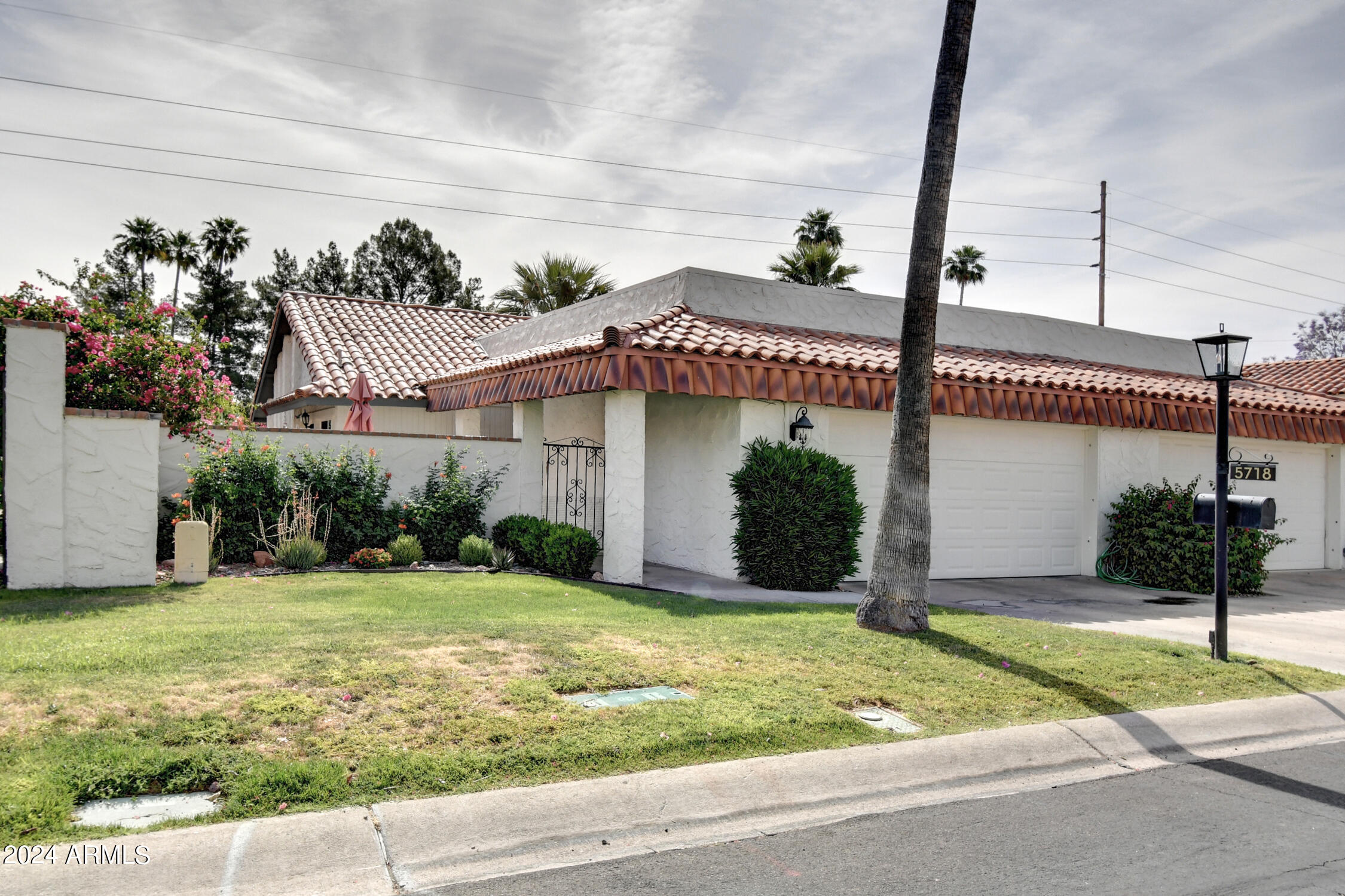 5718 N SCOTTSDALE Road