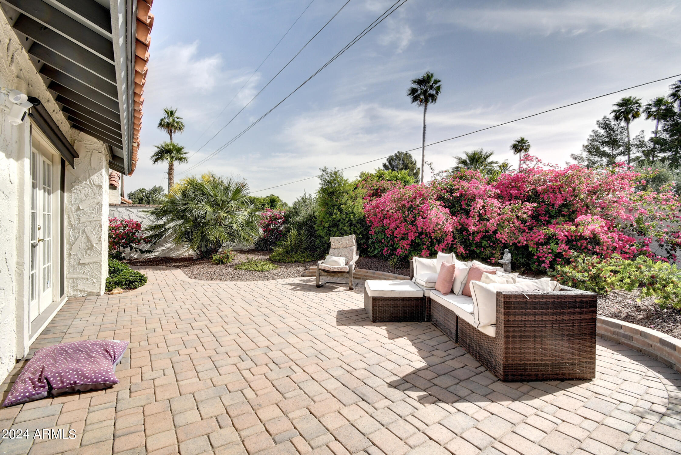 5718 N SCOTTSDALE Road