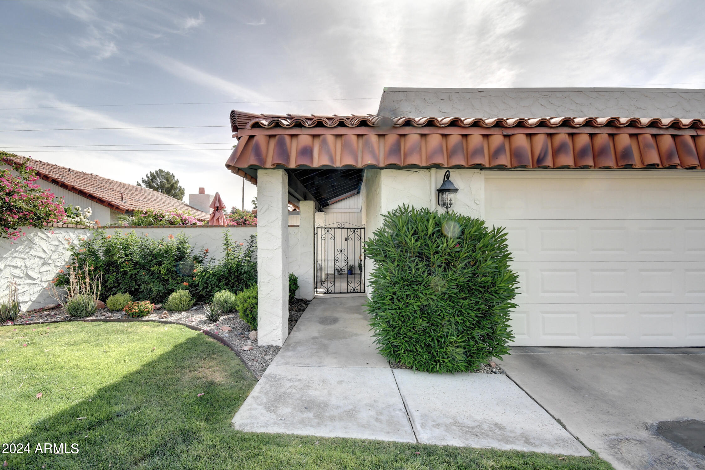 5718 N SCOTTSDALE Road