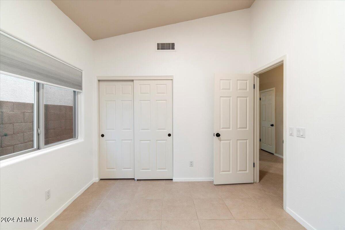 10096 E Sheena Drive