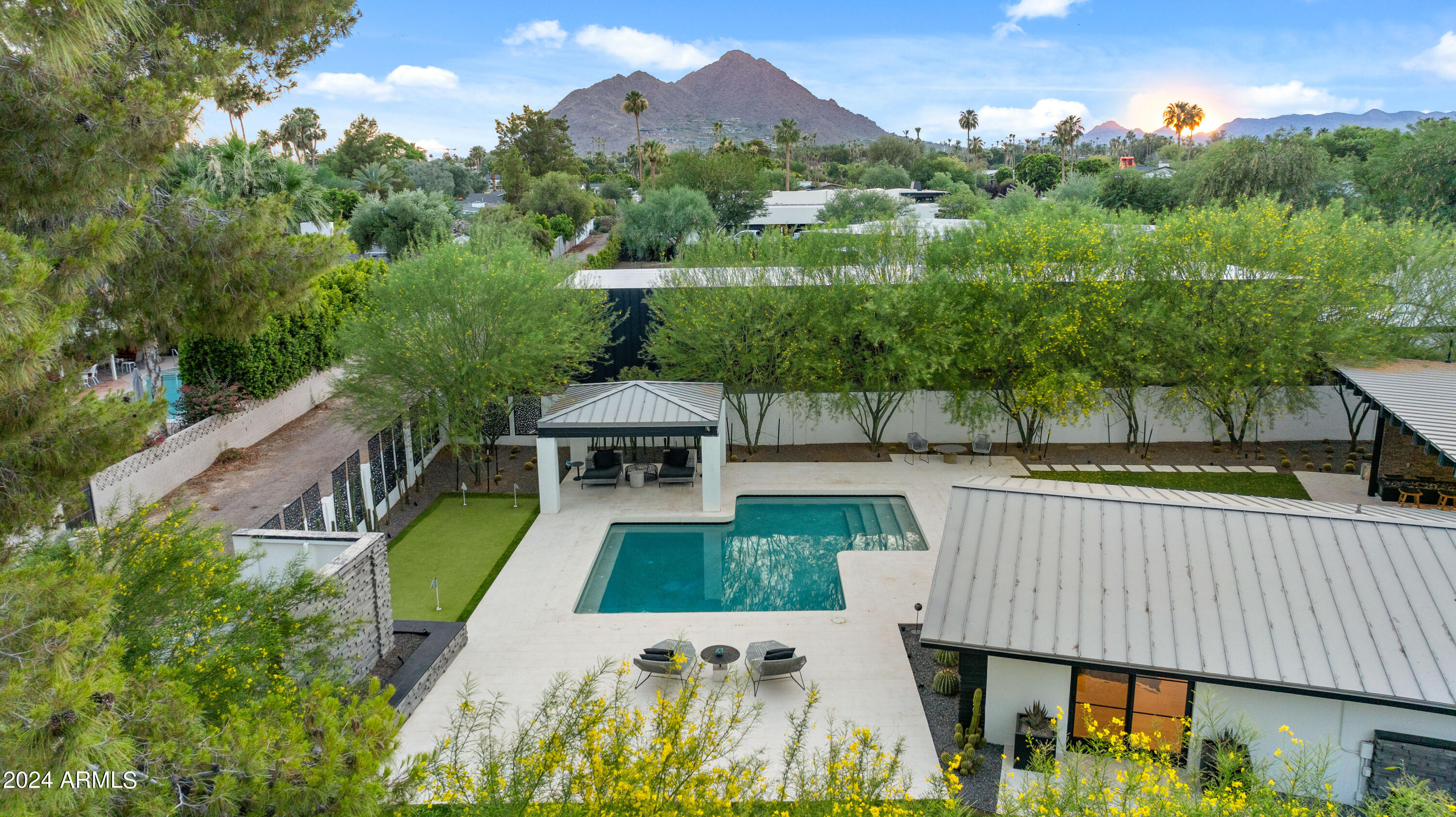 7501 E CHOLLA Lane