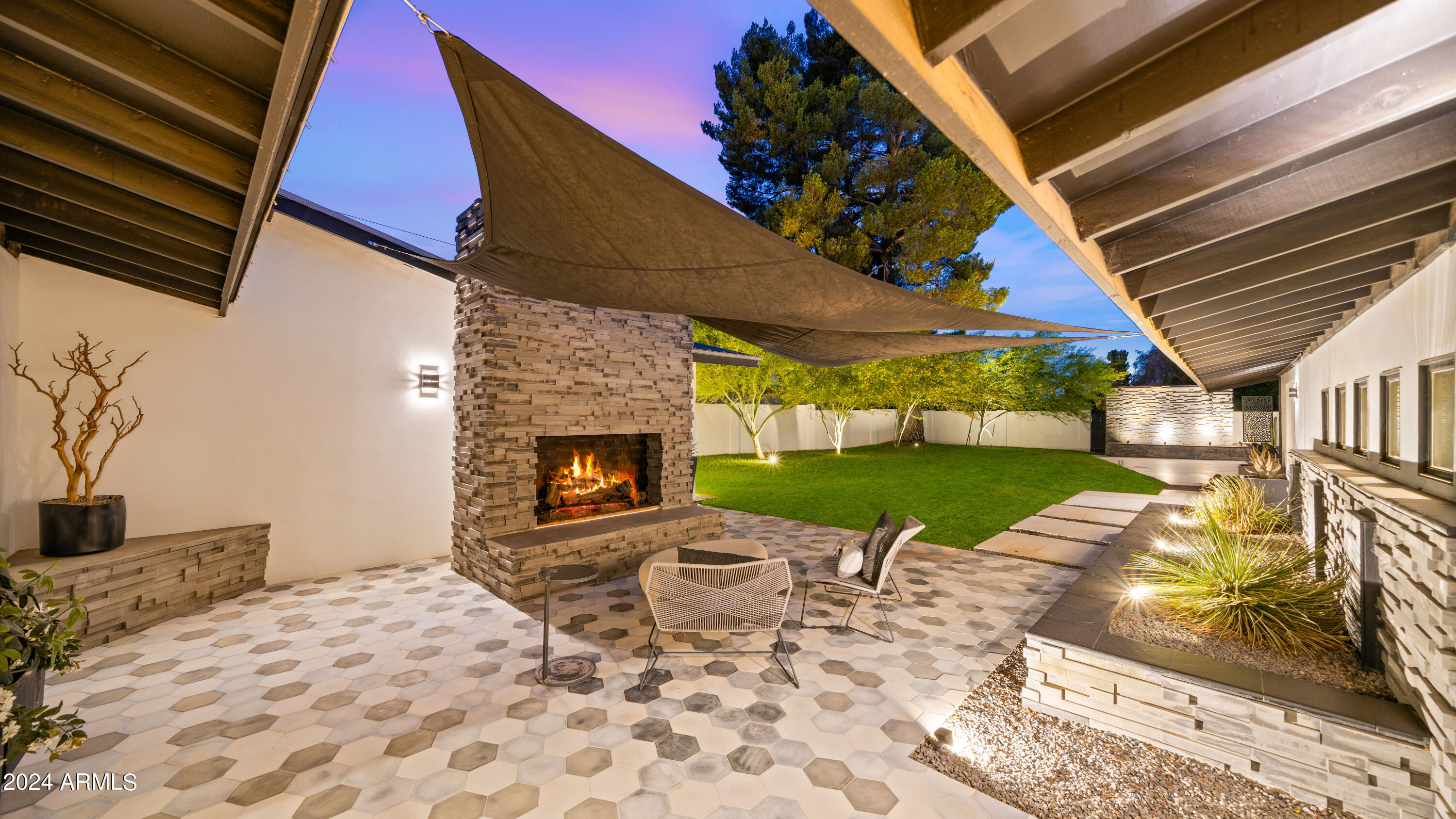 7501 E CHOLLA Lane