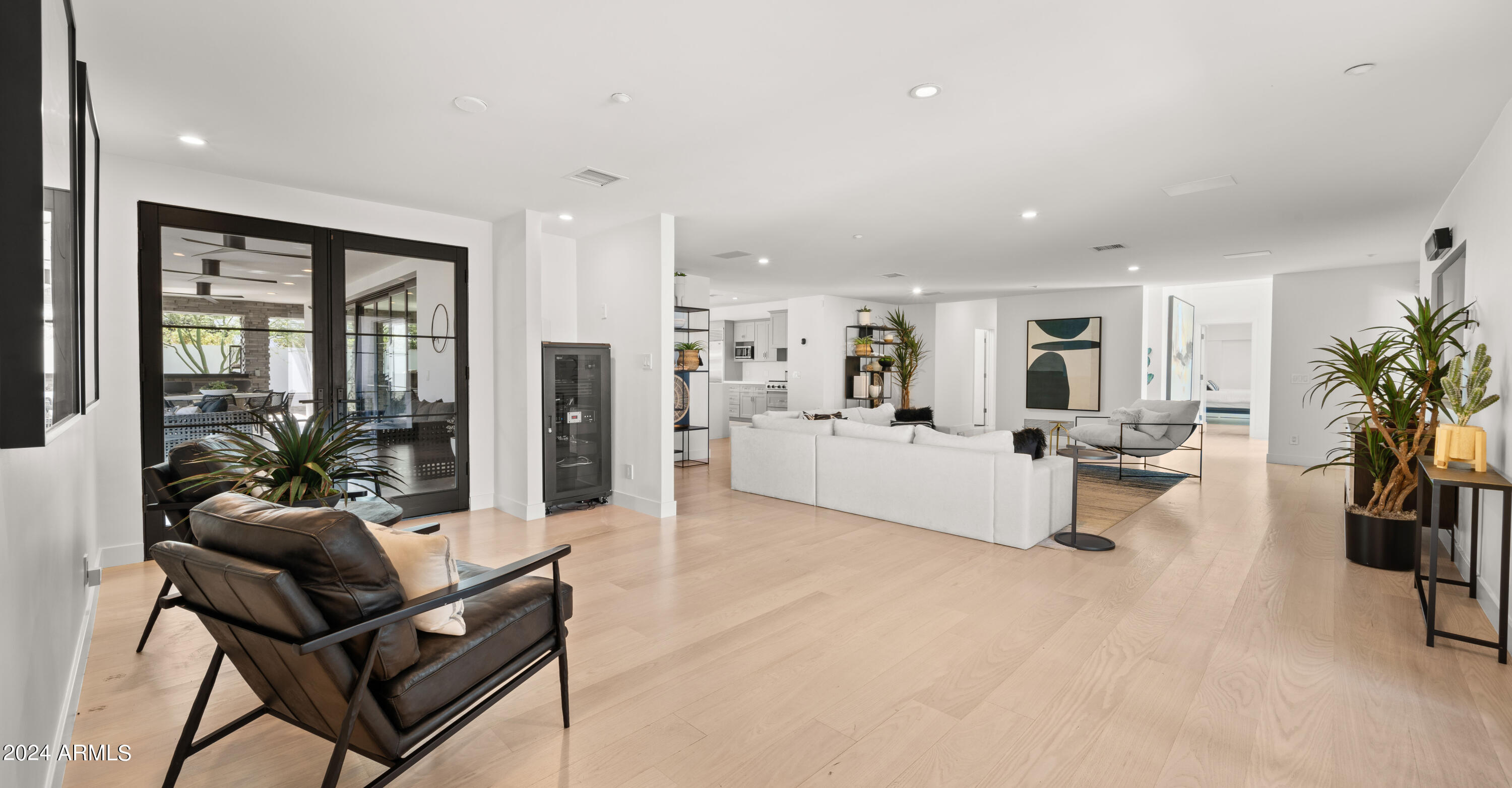 7501 E CHOLLA Lane