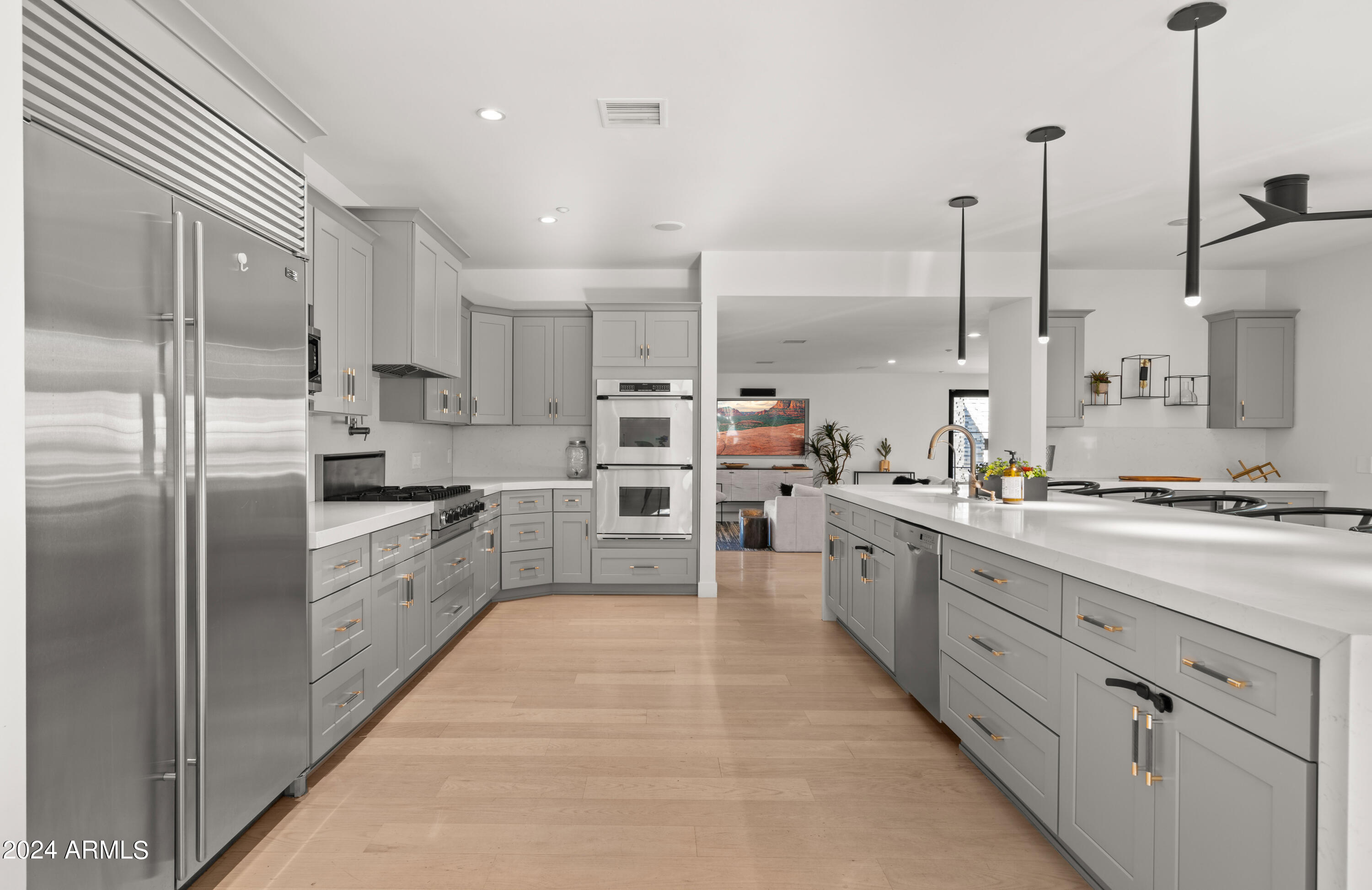 7501 E CHOLLA Lane