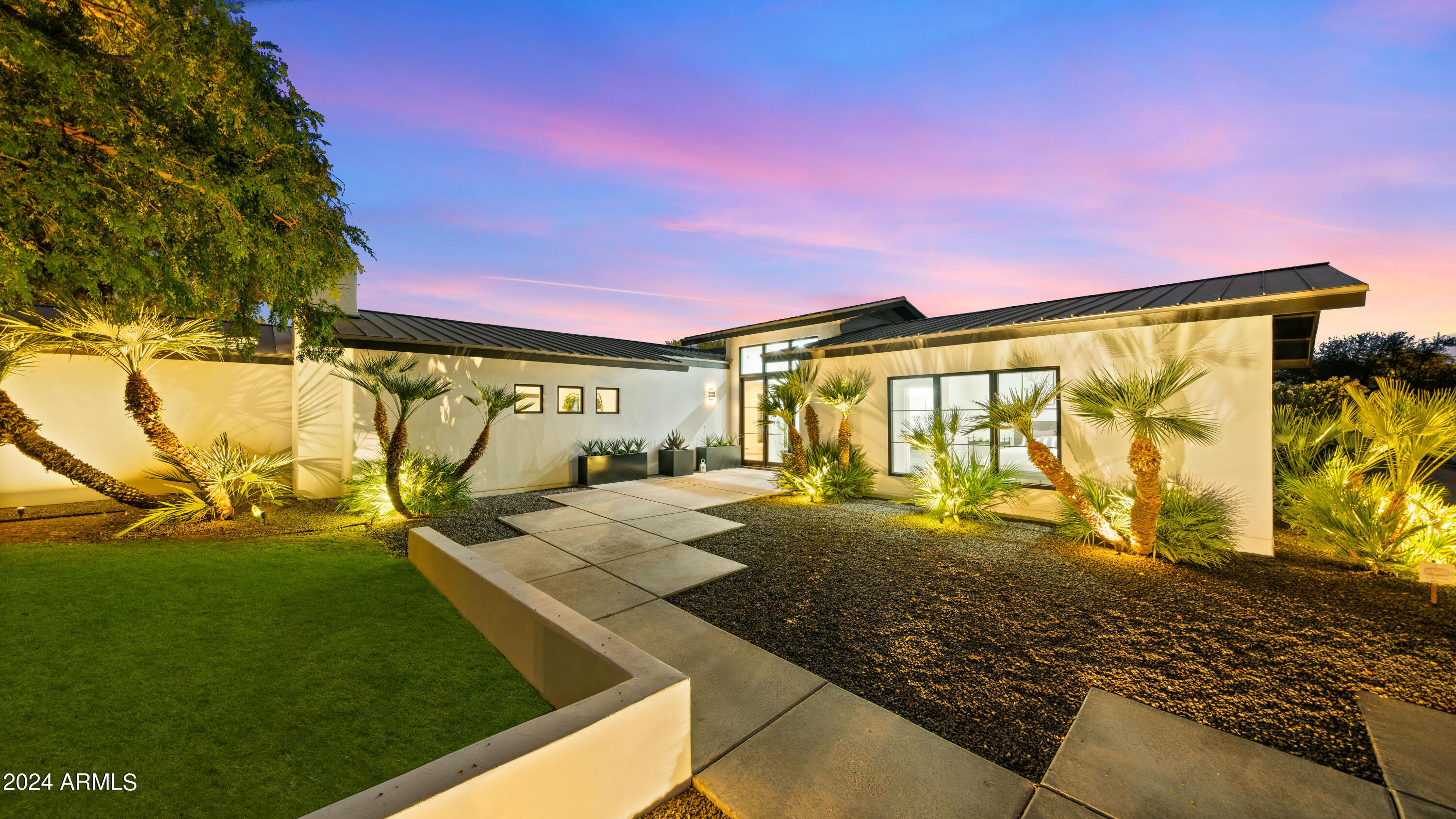 7501 E CHOLLA Lane