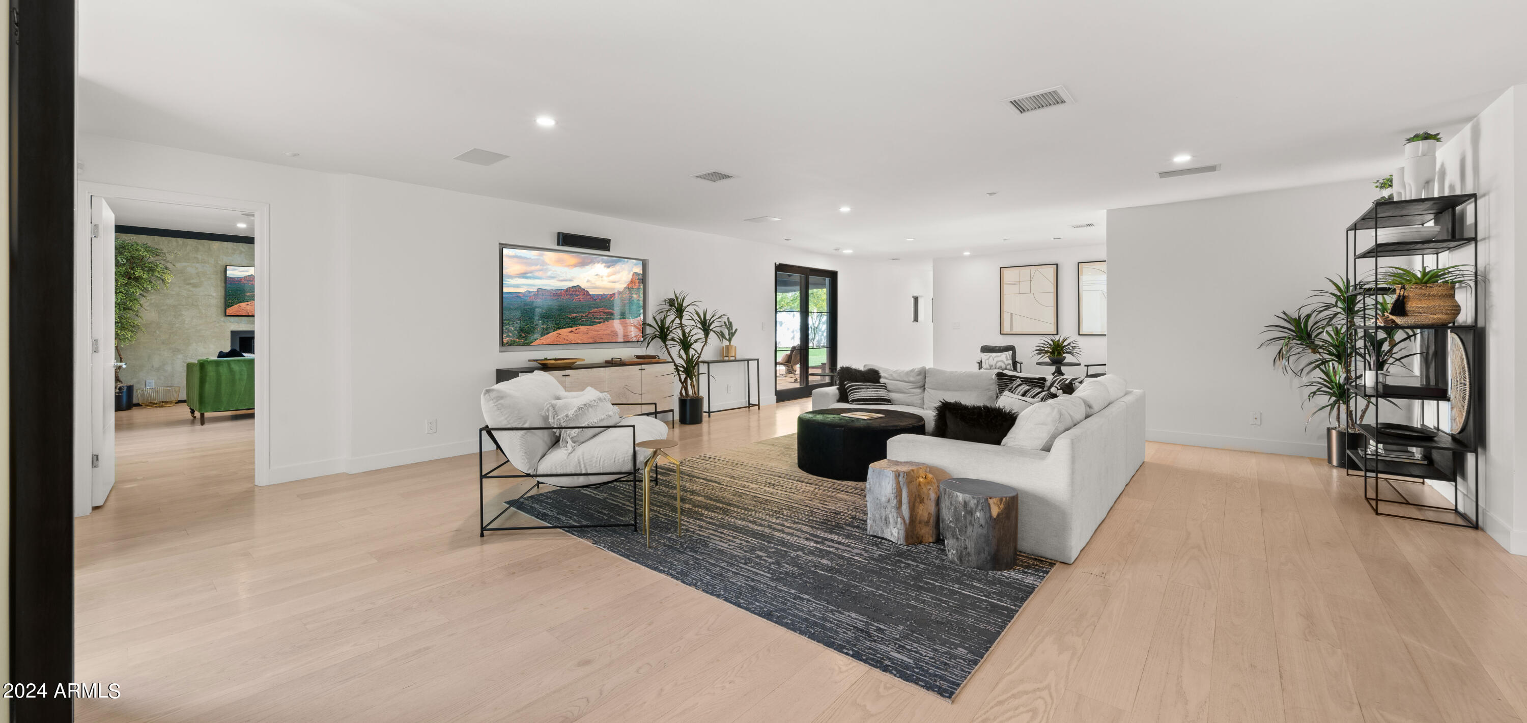 7501 E CHOLLA Lane