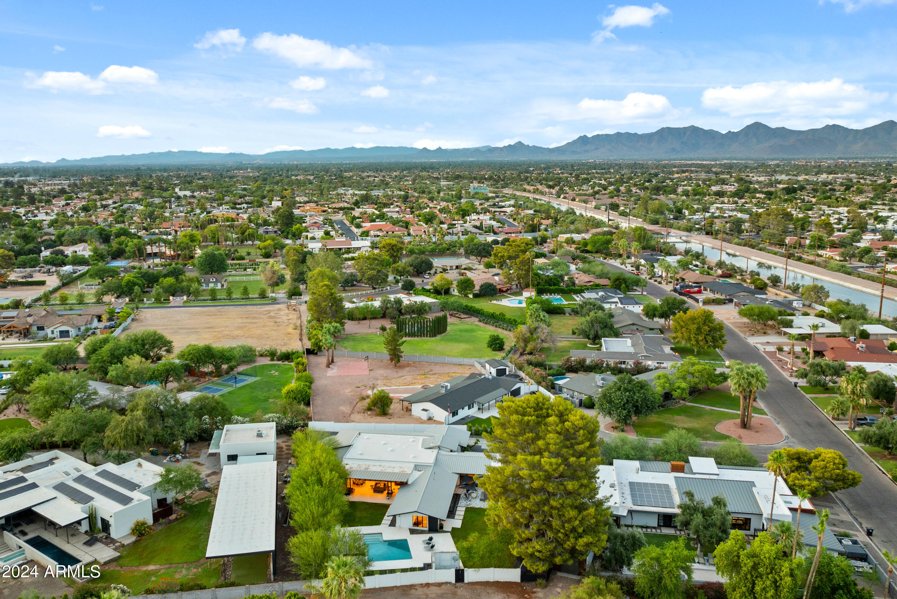7501 E CHOLLA Lane