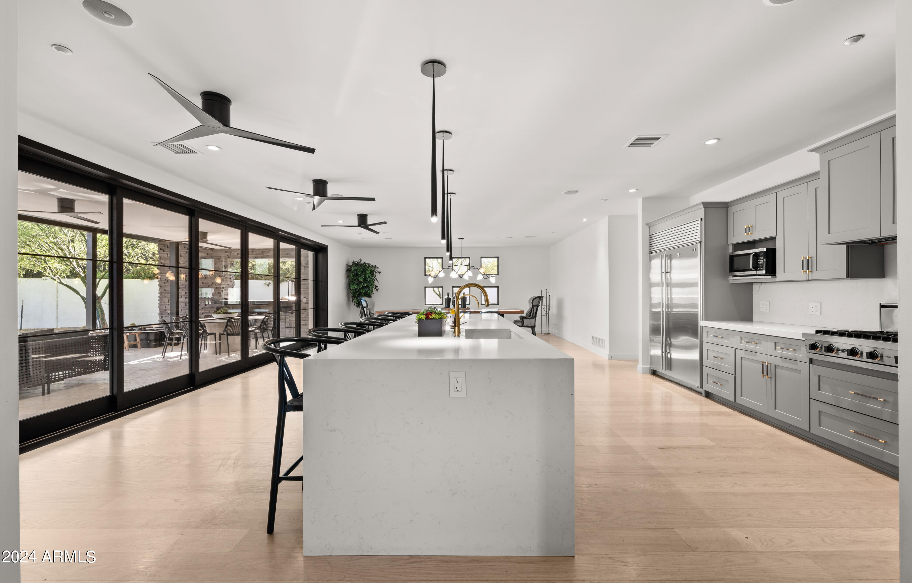 7501 E CHOLLA Lane