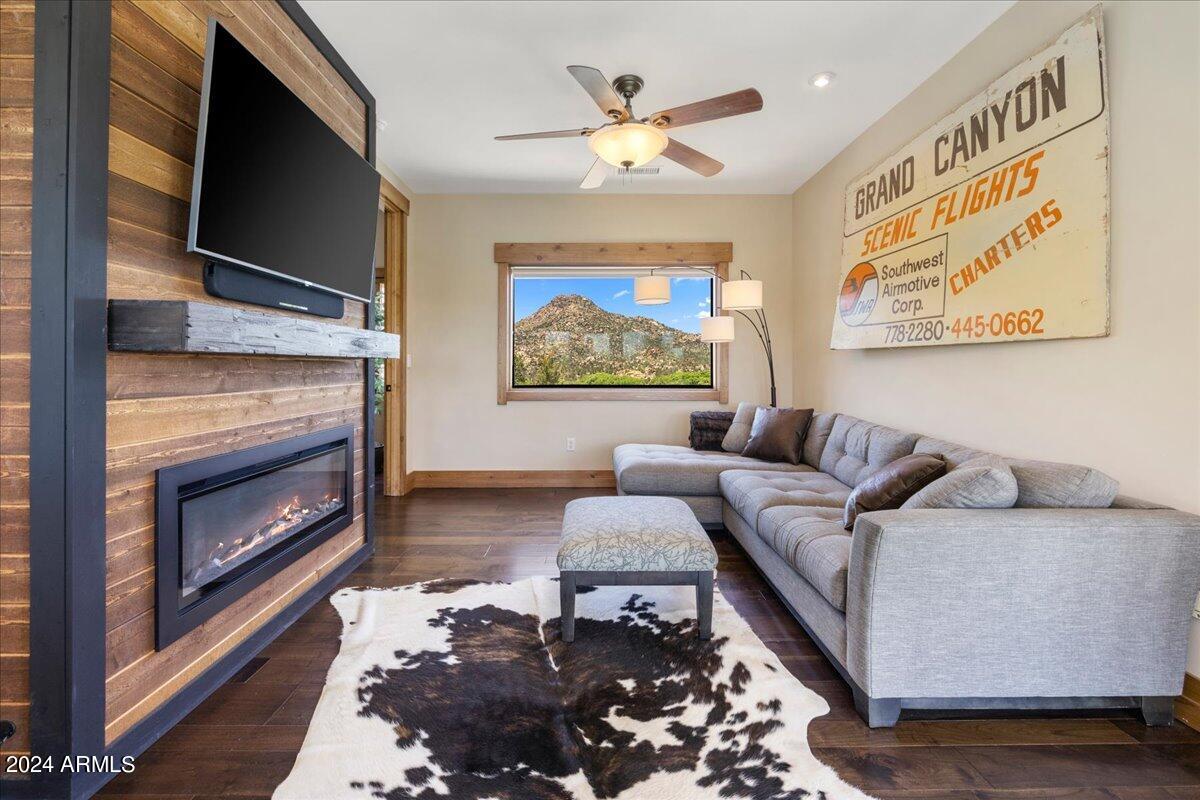 4525 W Murphys Station Circle
