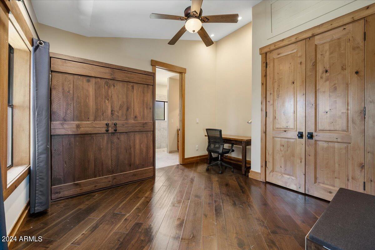 4525 W Murphys Station Circle