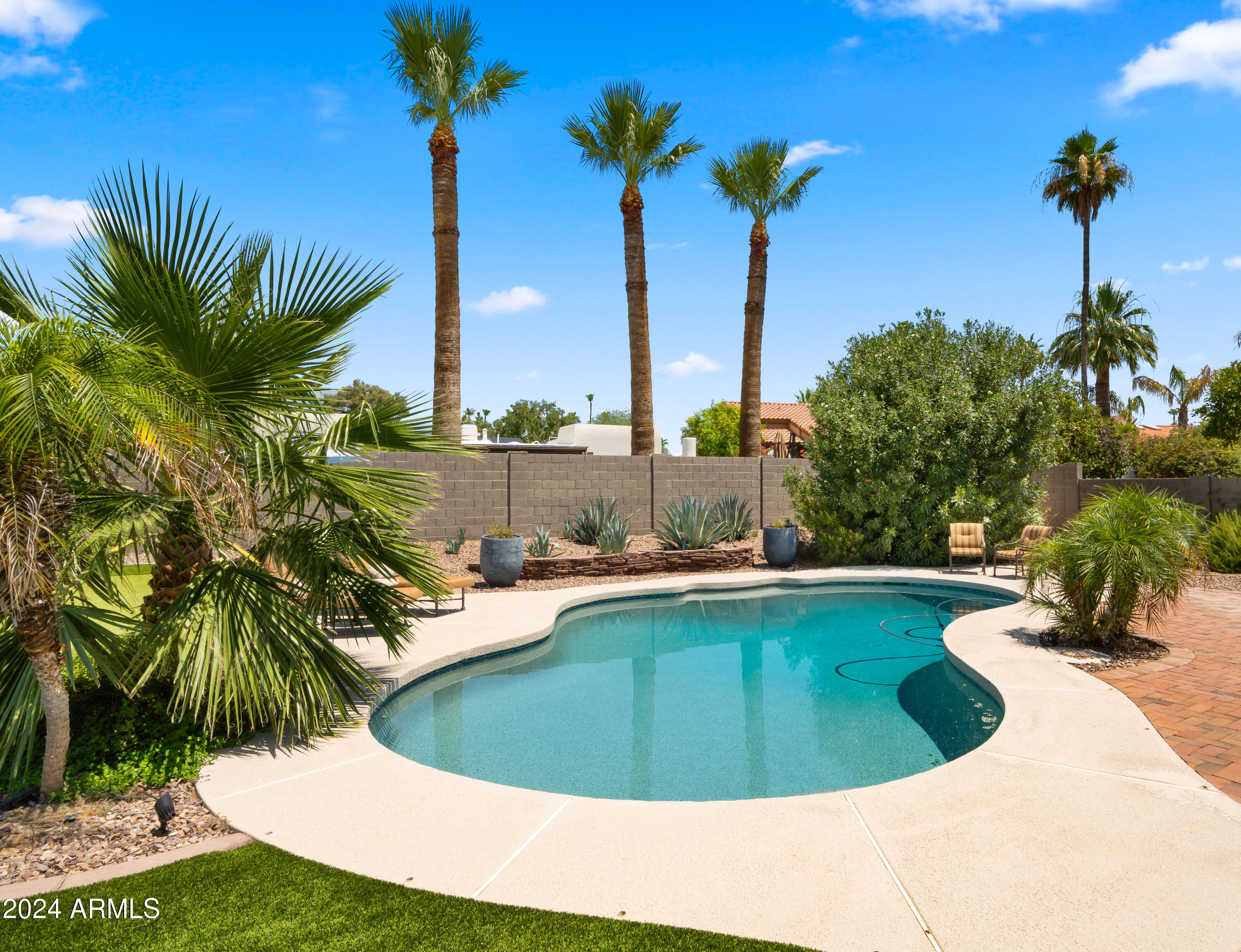 7538 E LARKSPUR Drive