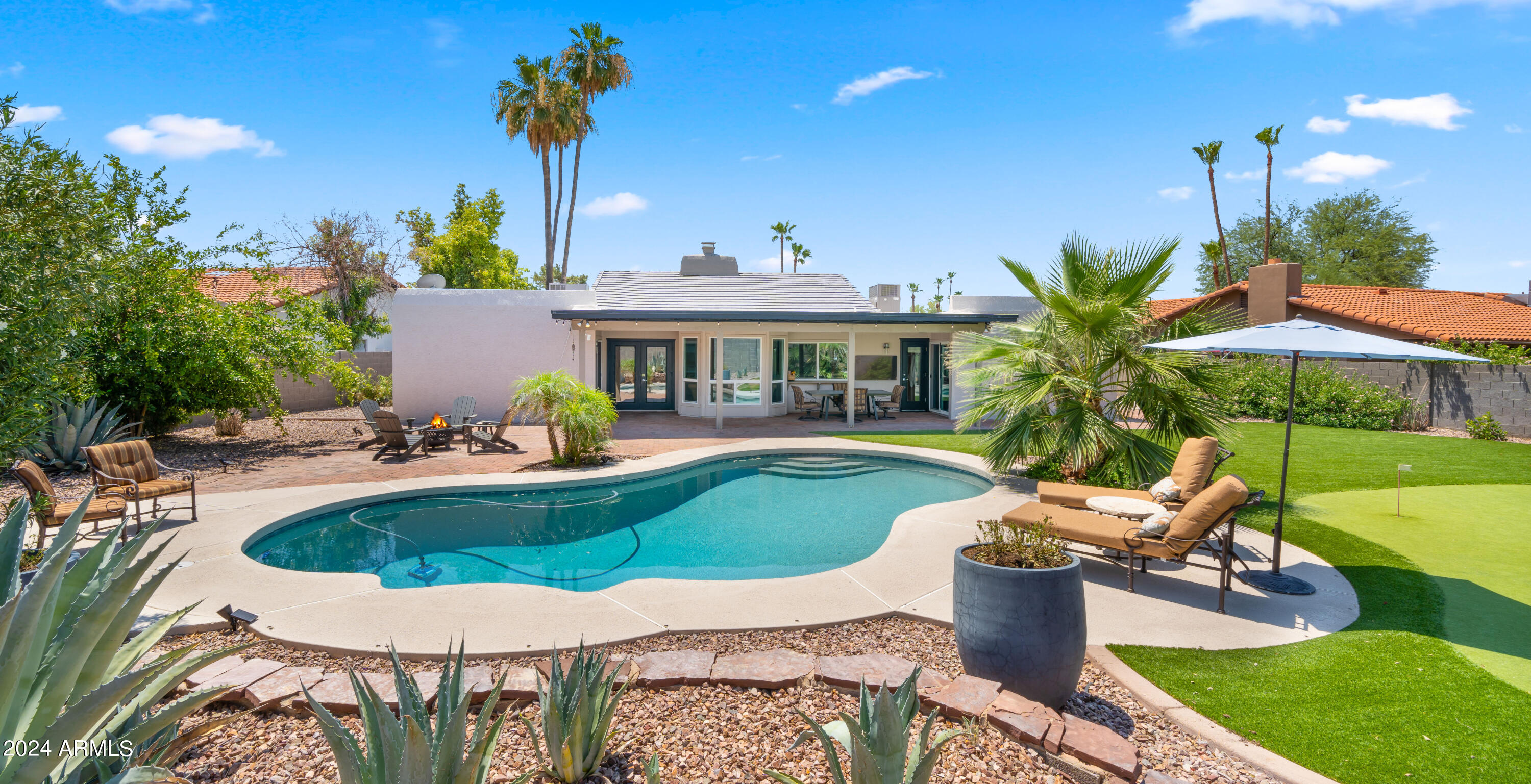7538 E LARKSPUR Drive