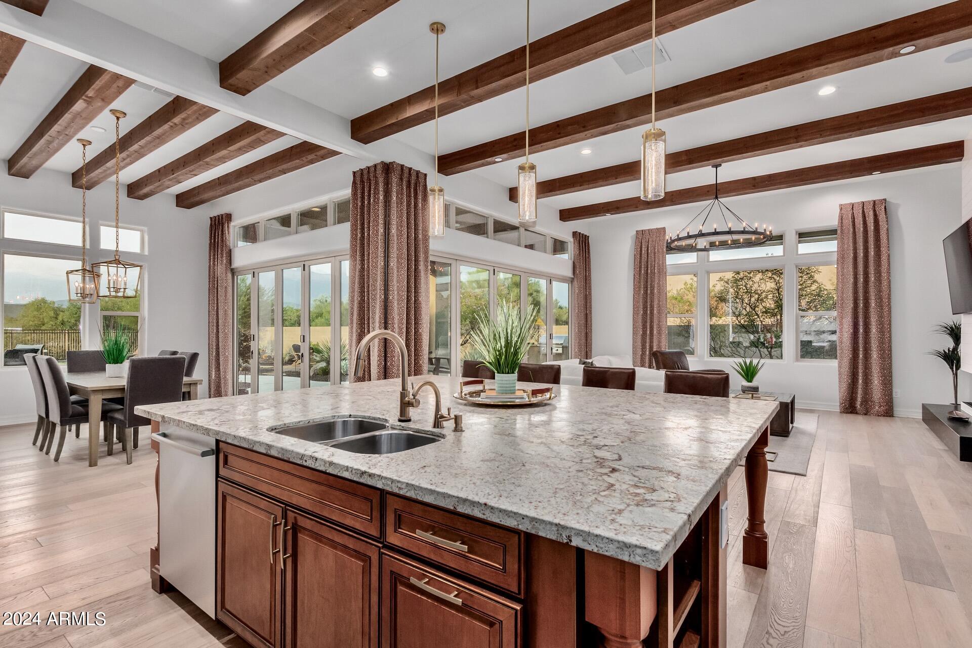 7250 E HIGH POINT Drive