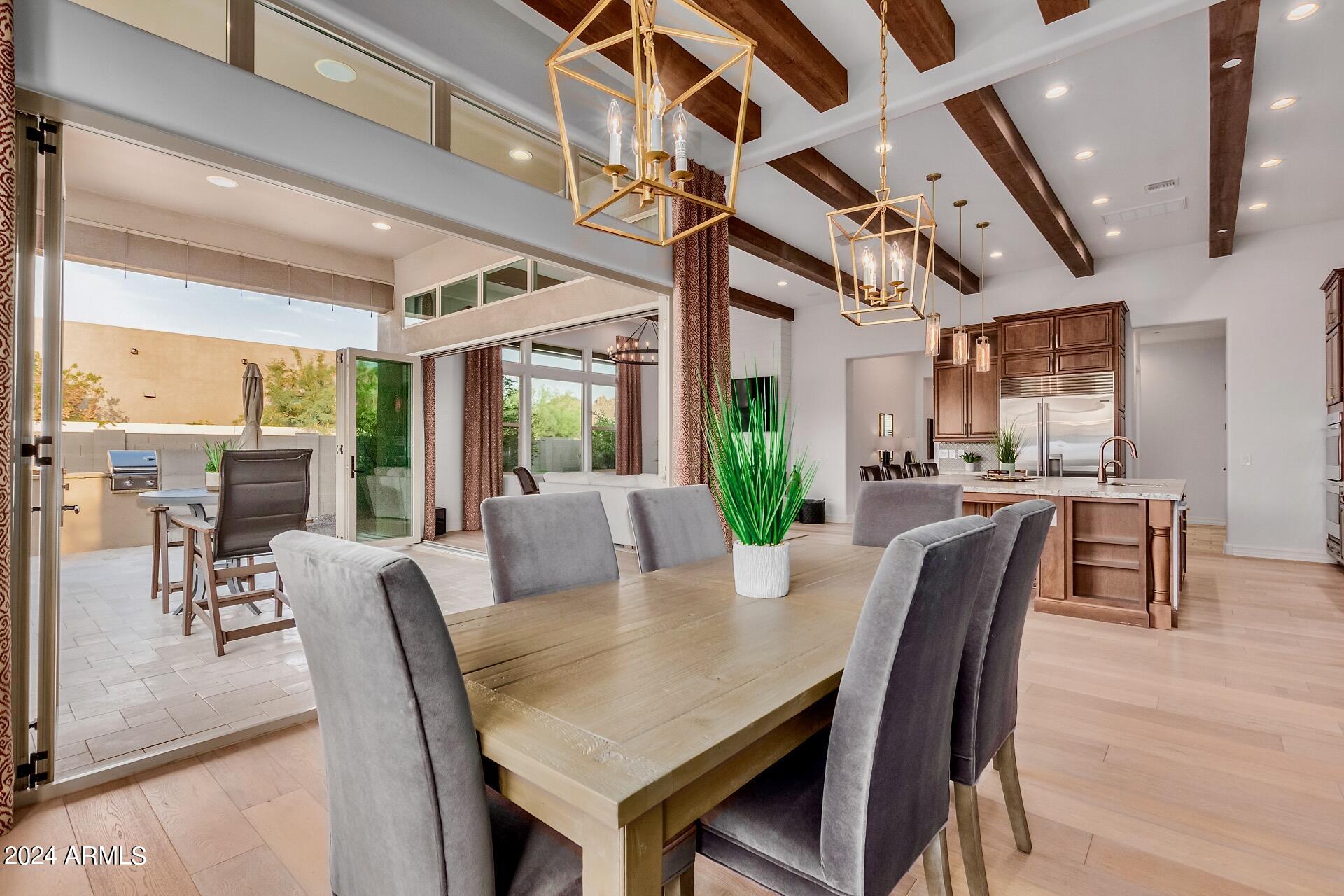 7250 E HIGH POINT Drive