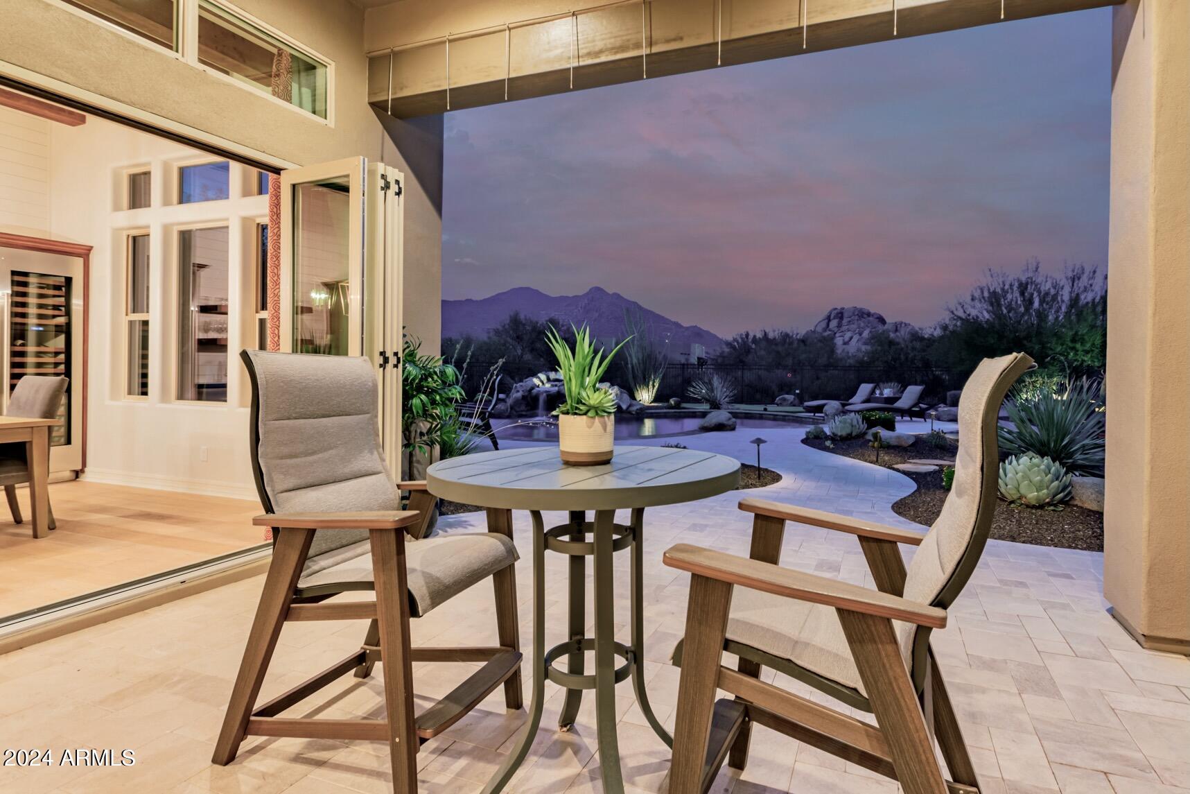 7250 E HIGH POINT Drive