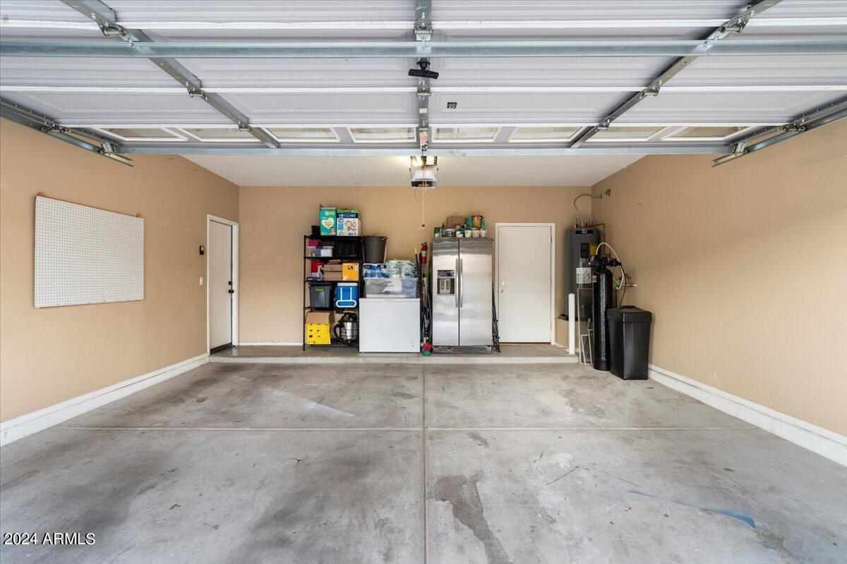 3922 E Claxton Avenue