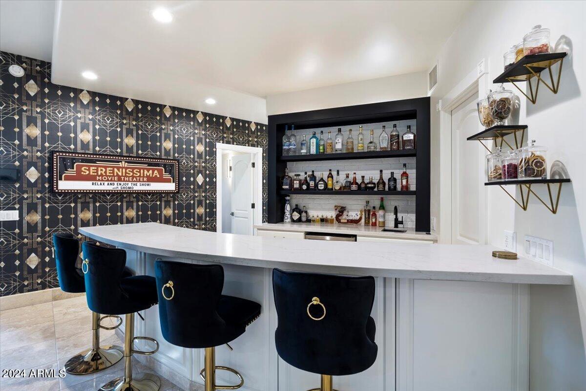 4490 E VALLEY VISTA Lane