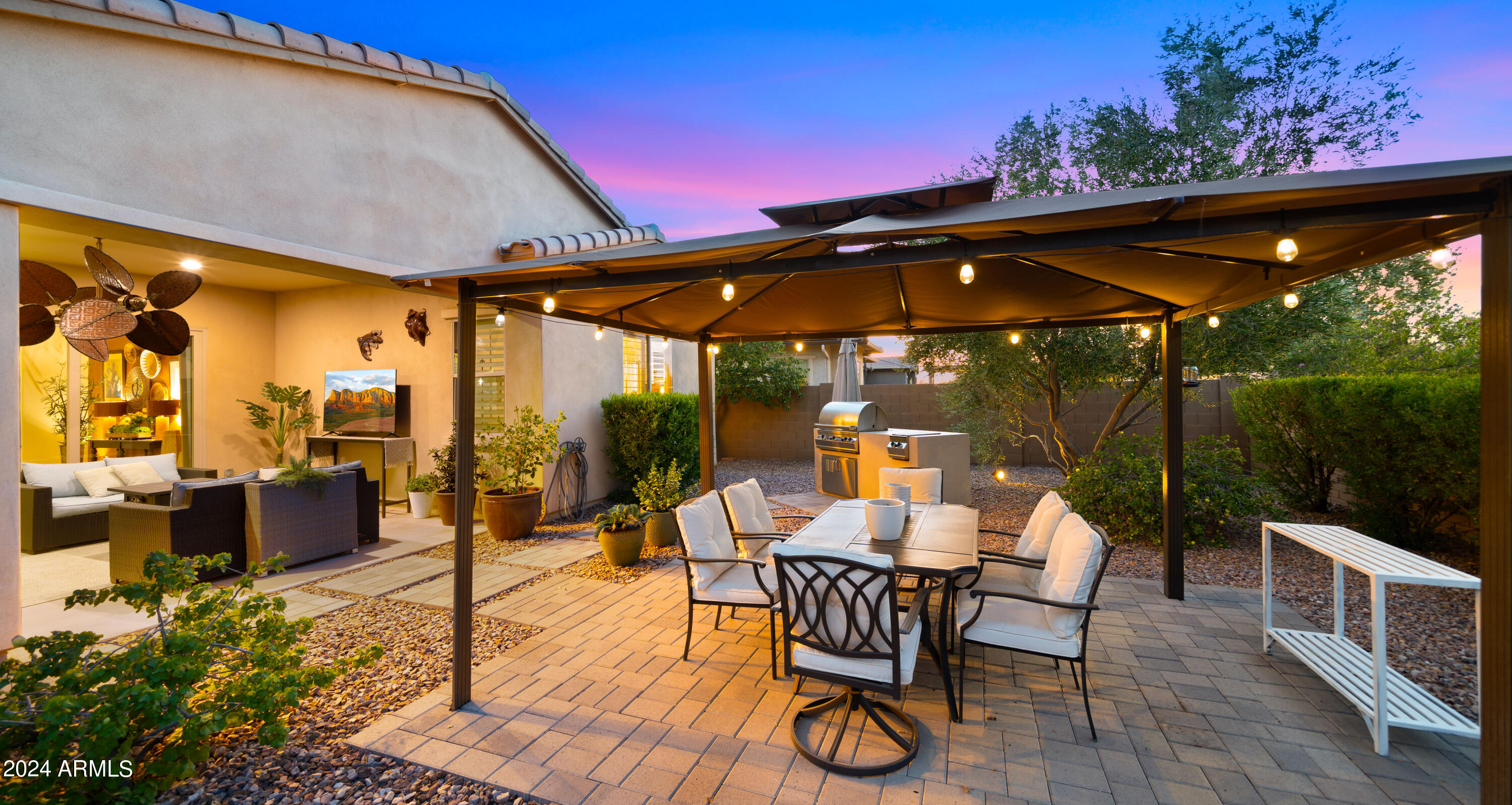 5653 S CROWLEY --