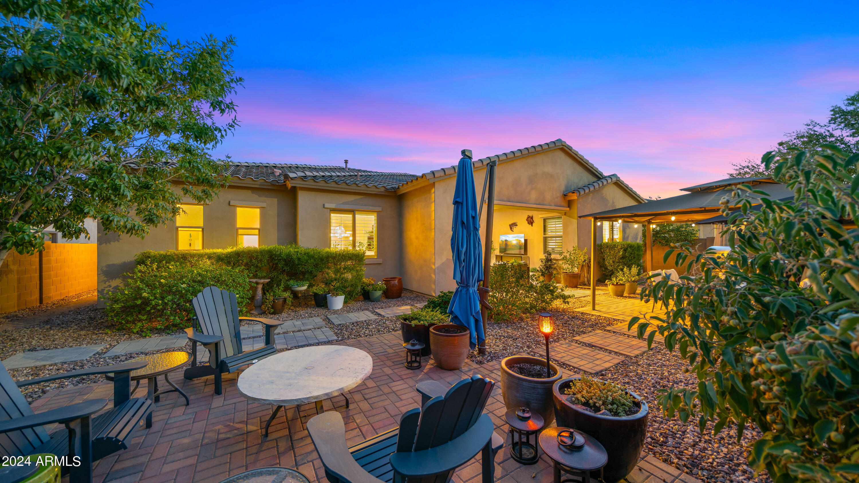 5653 S CROWLEY --