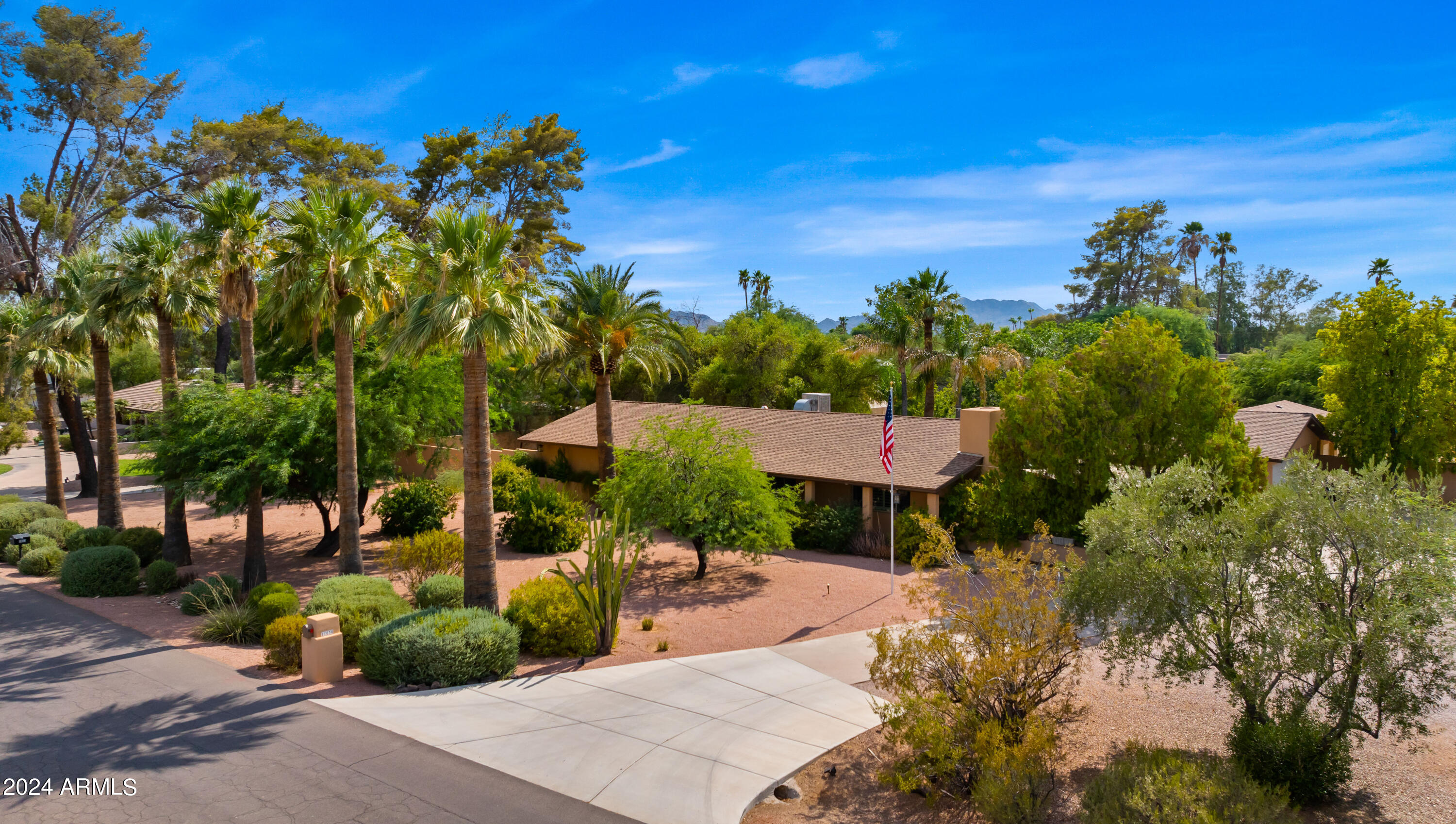 11030 N SUNDOWN Drive