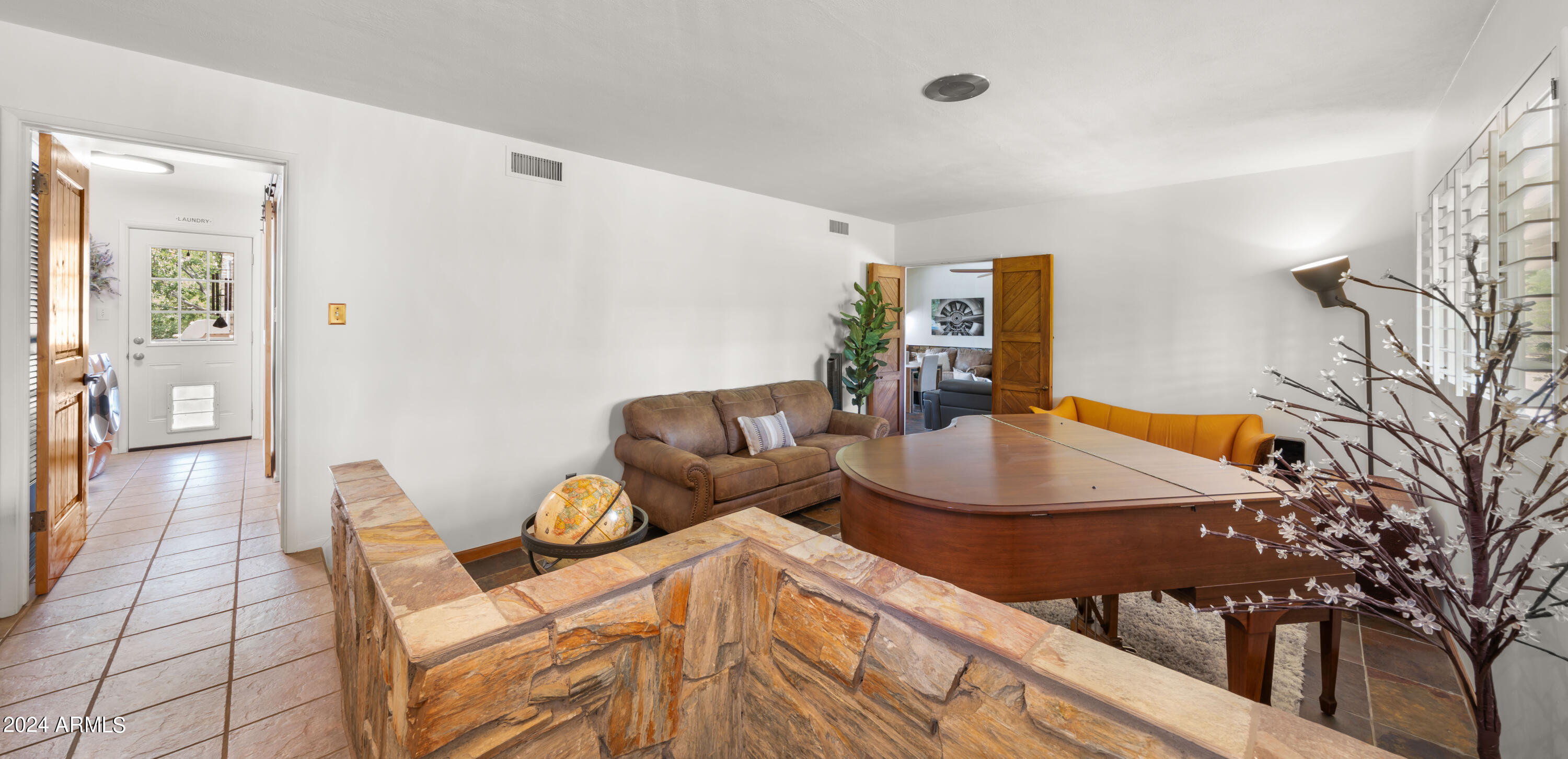 11030 N SUNDOWN Drive