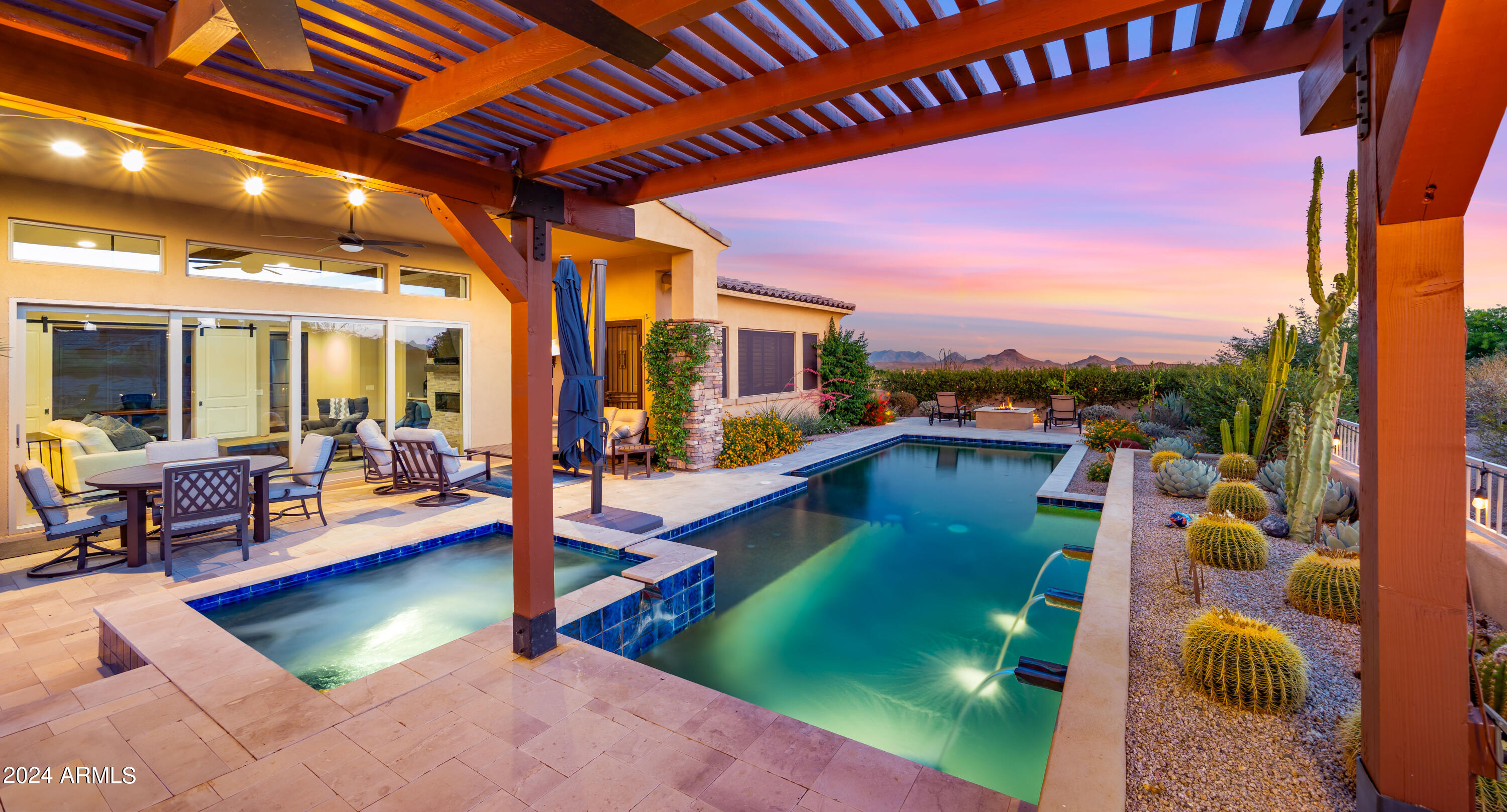 37336 N BOULDER VIEW Drive