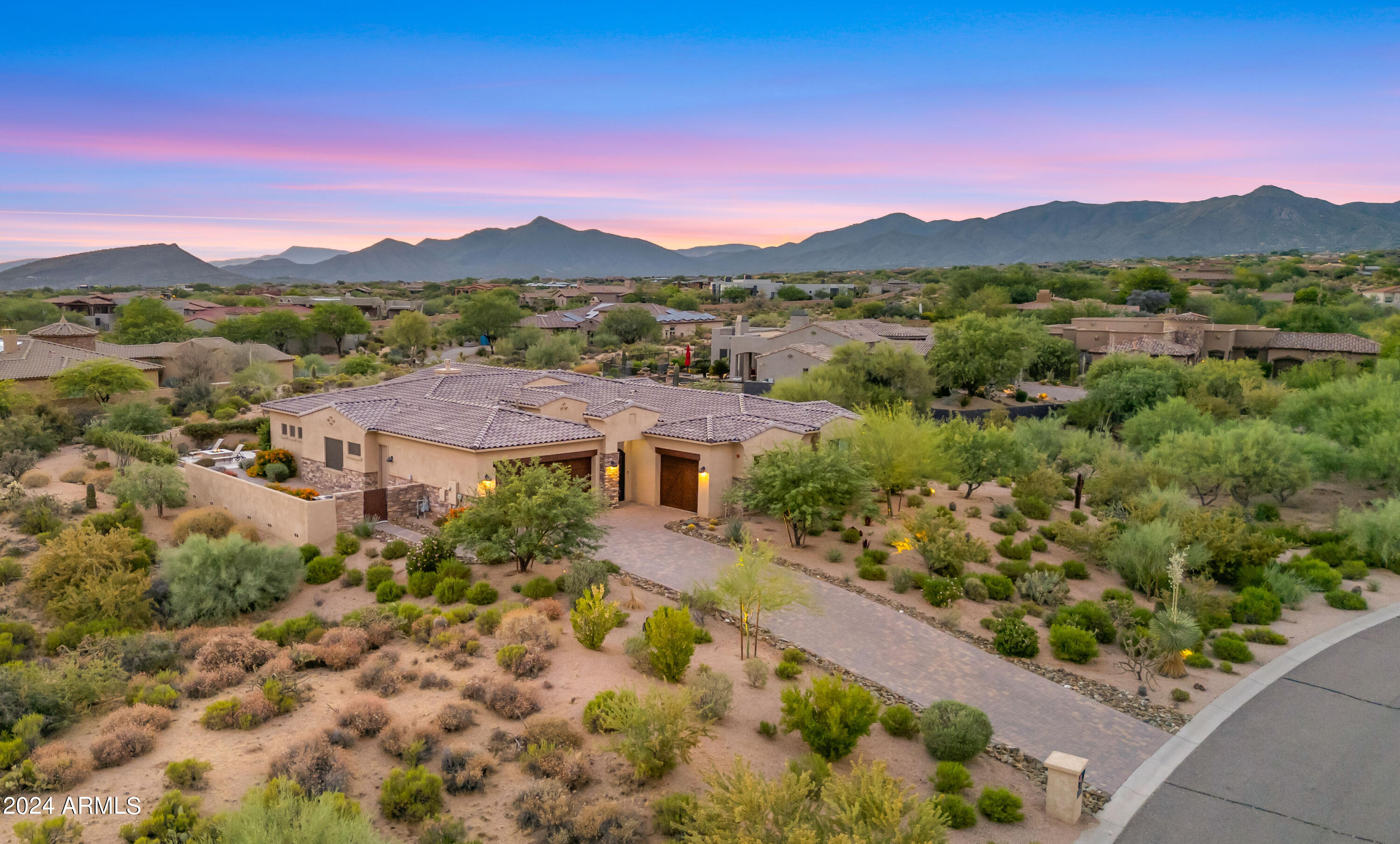 37336 N BOULDER VIEW Drive