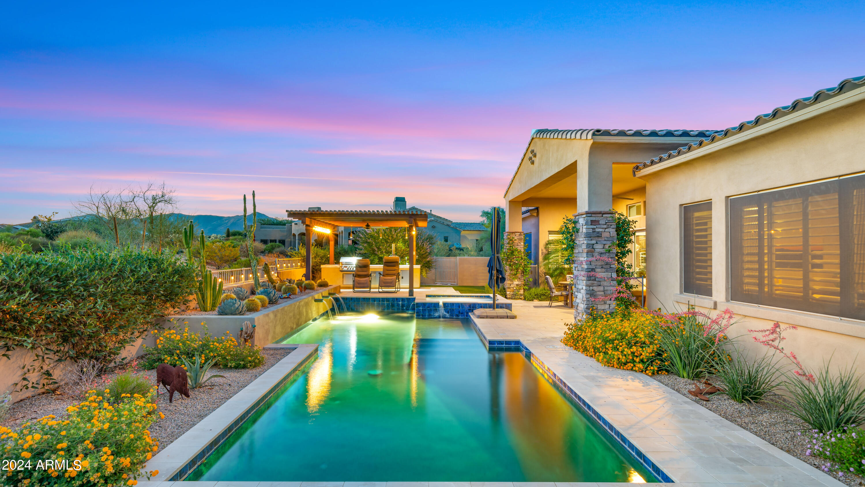 37336 N BOULDER VIEW Drive